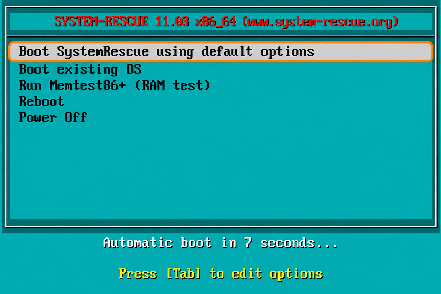 SystemRescue boot menu with the default boot option highlighted