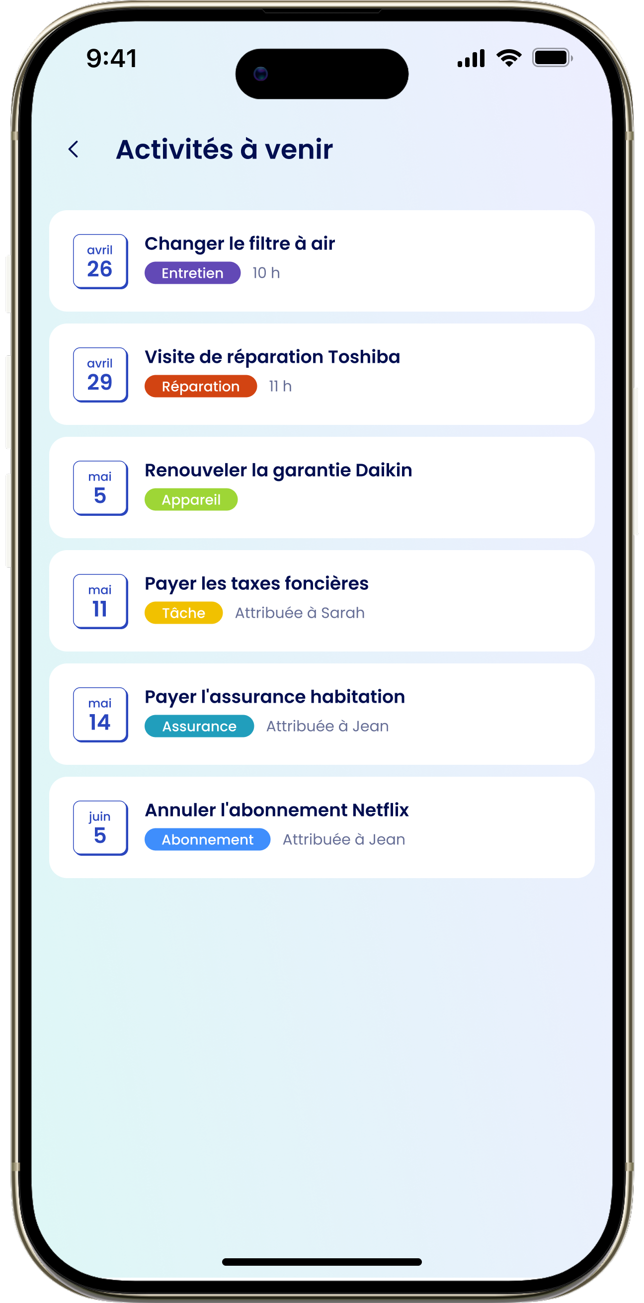 L'écran Activités à venir avec une tâche, un entretien planifié et un élément de garantie