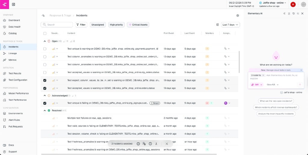 Bulk action menu for selected incidents