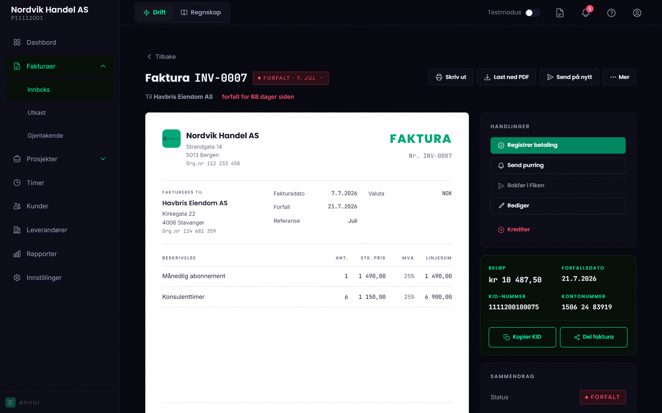 En forfalt faktura med handlingene Registrer betaling, Send purring og Krediter