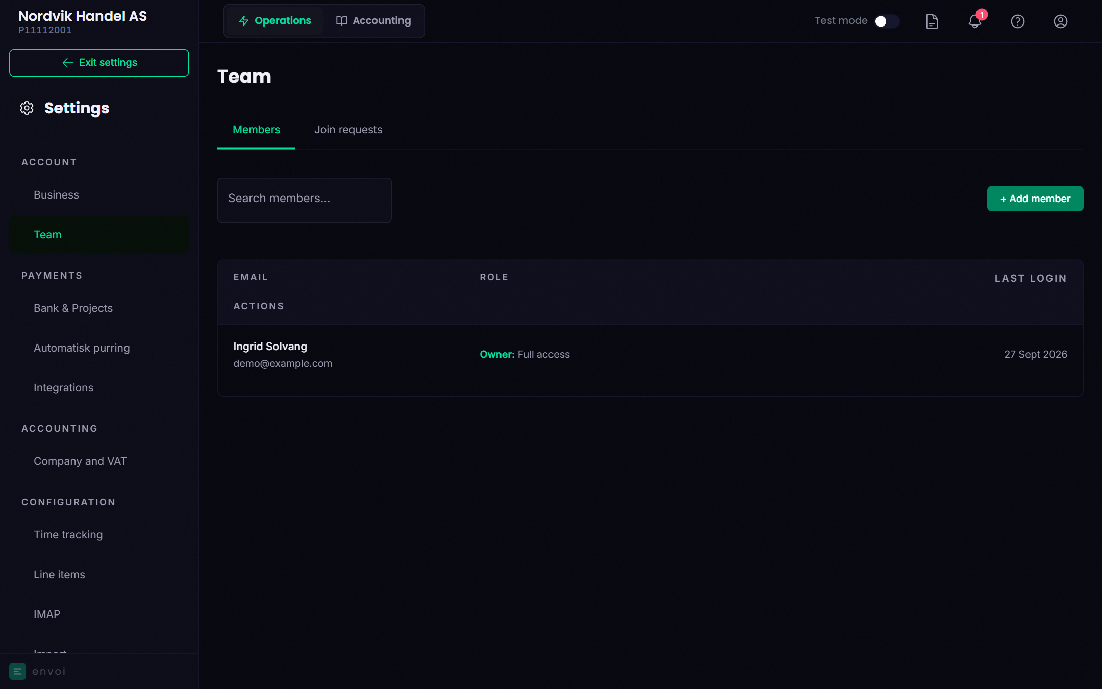 The Team page with members and pending invitations