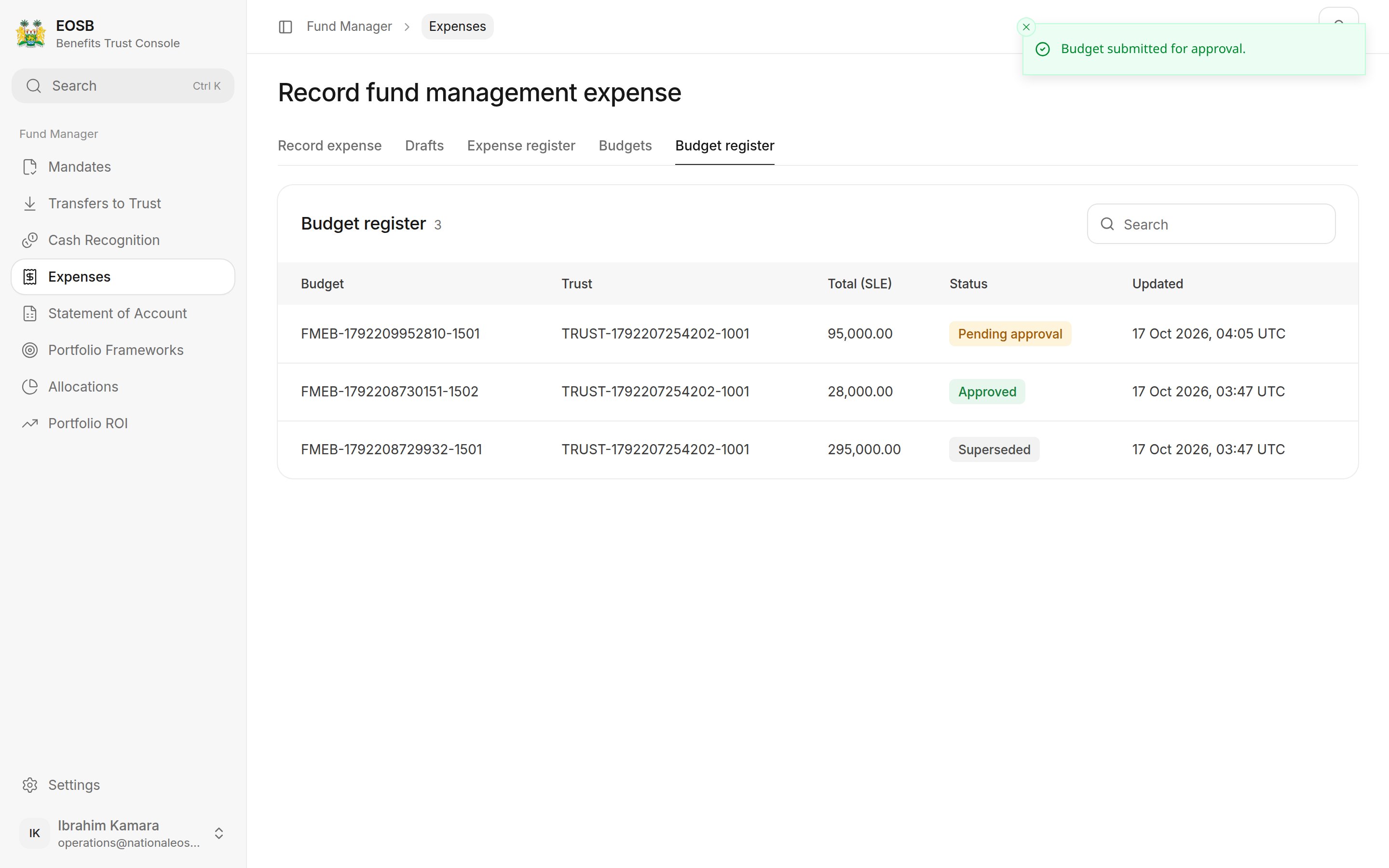 Budget register with a pending, an approved and a superseded budget
