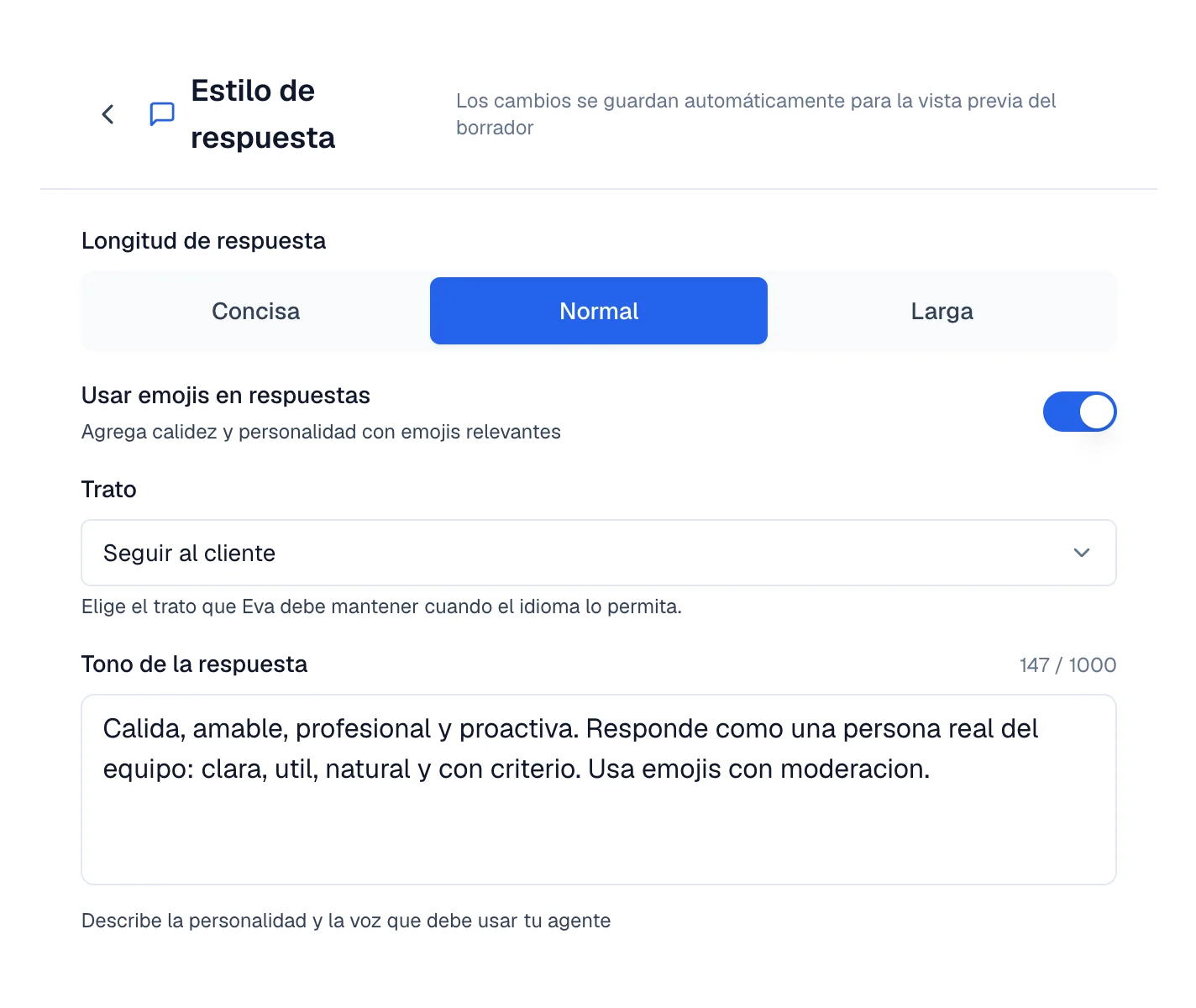 Editor de Estilo de respuesta con Longitud de respuesta, Usar emojis en respuestas, Trato y Tono de la respuesta.