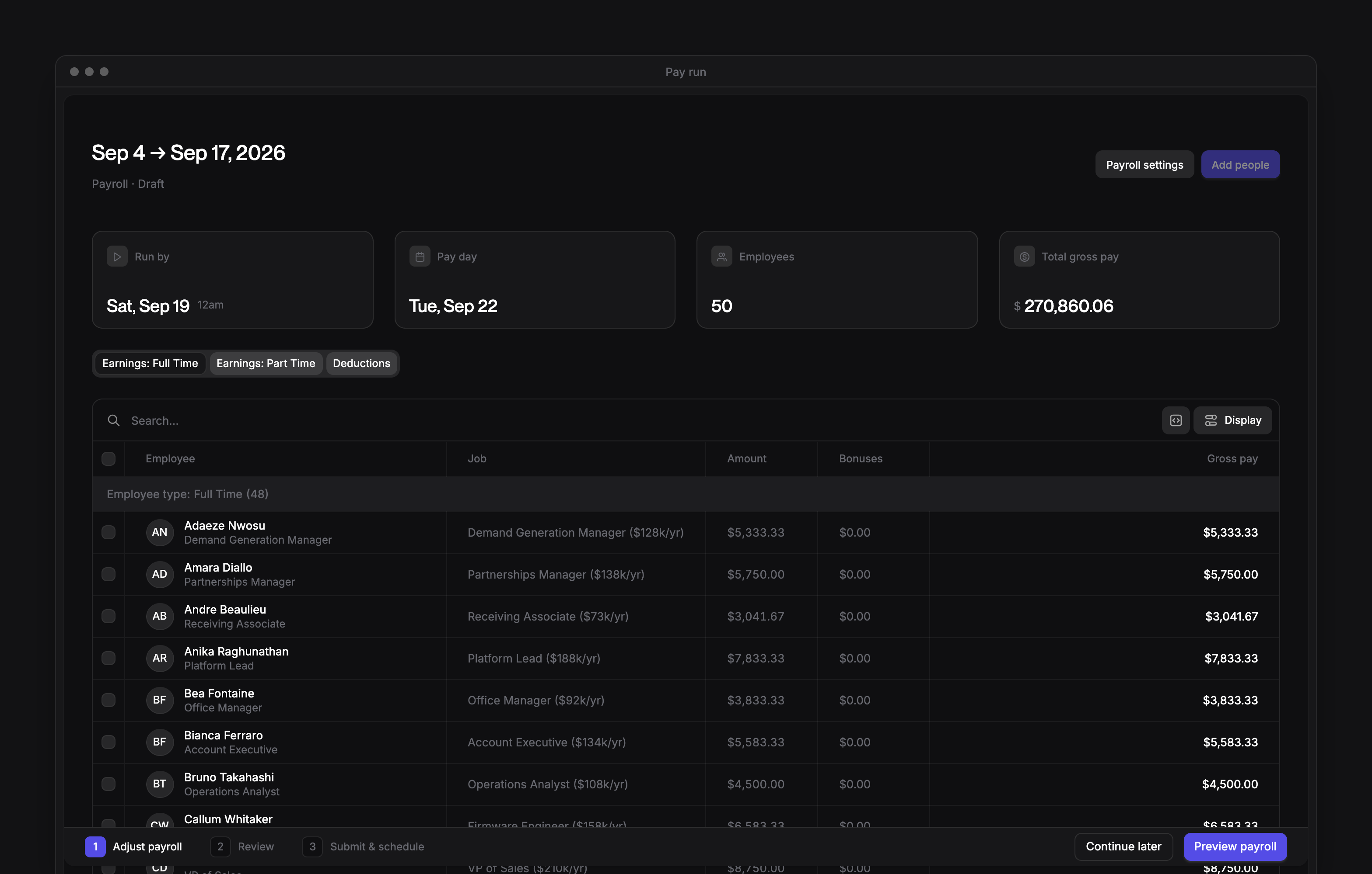 A Draft pay run on pay entry, with its dates, employee count and total gross pay above the Earnings tabs.