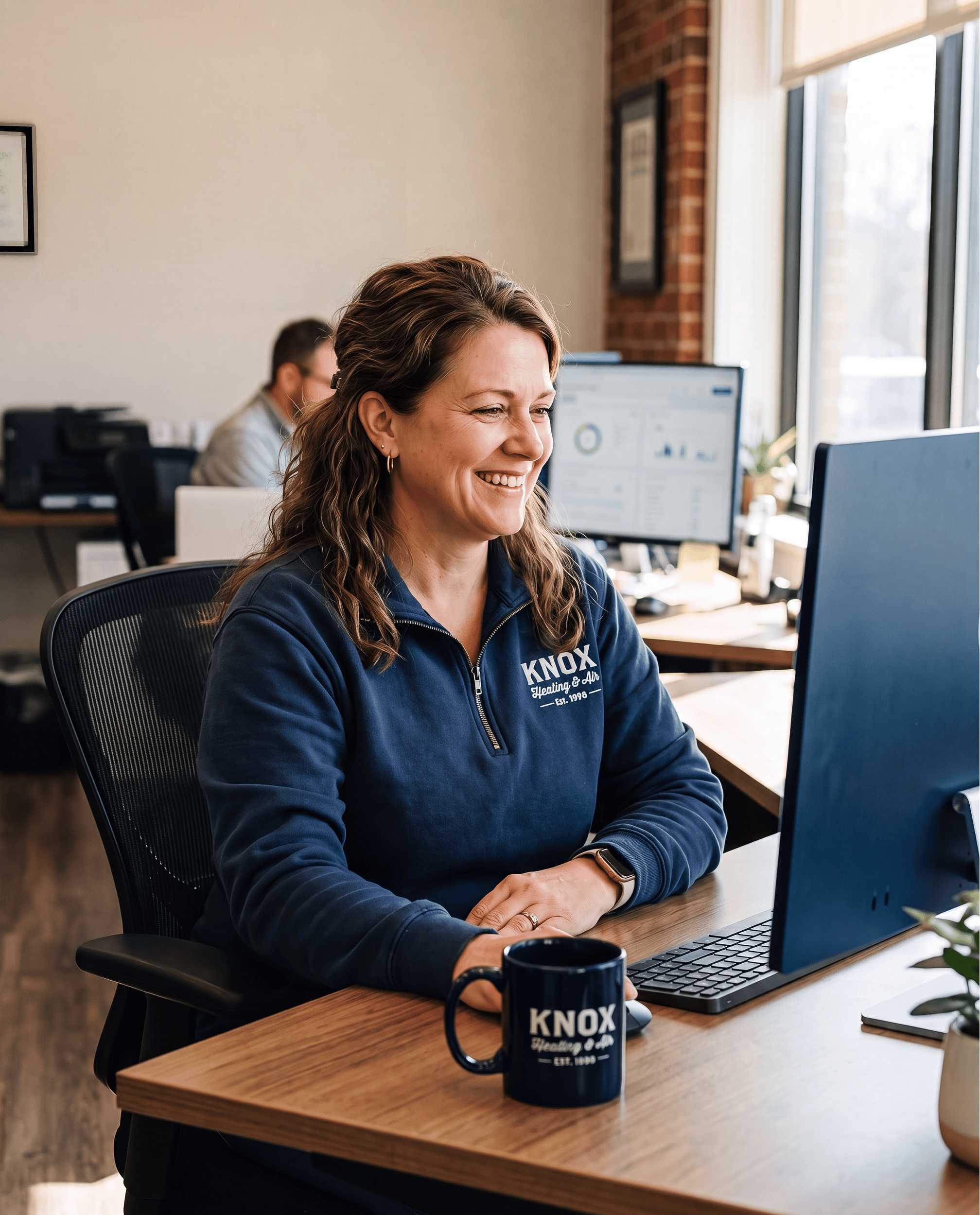 Dispatcher managing the schedule and supporting the team in FieldPulse