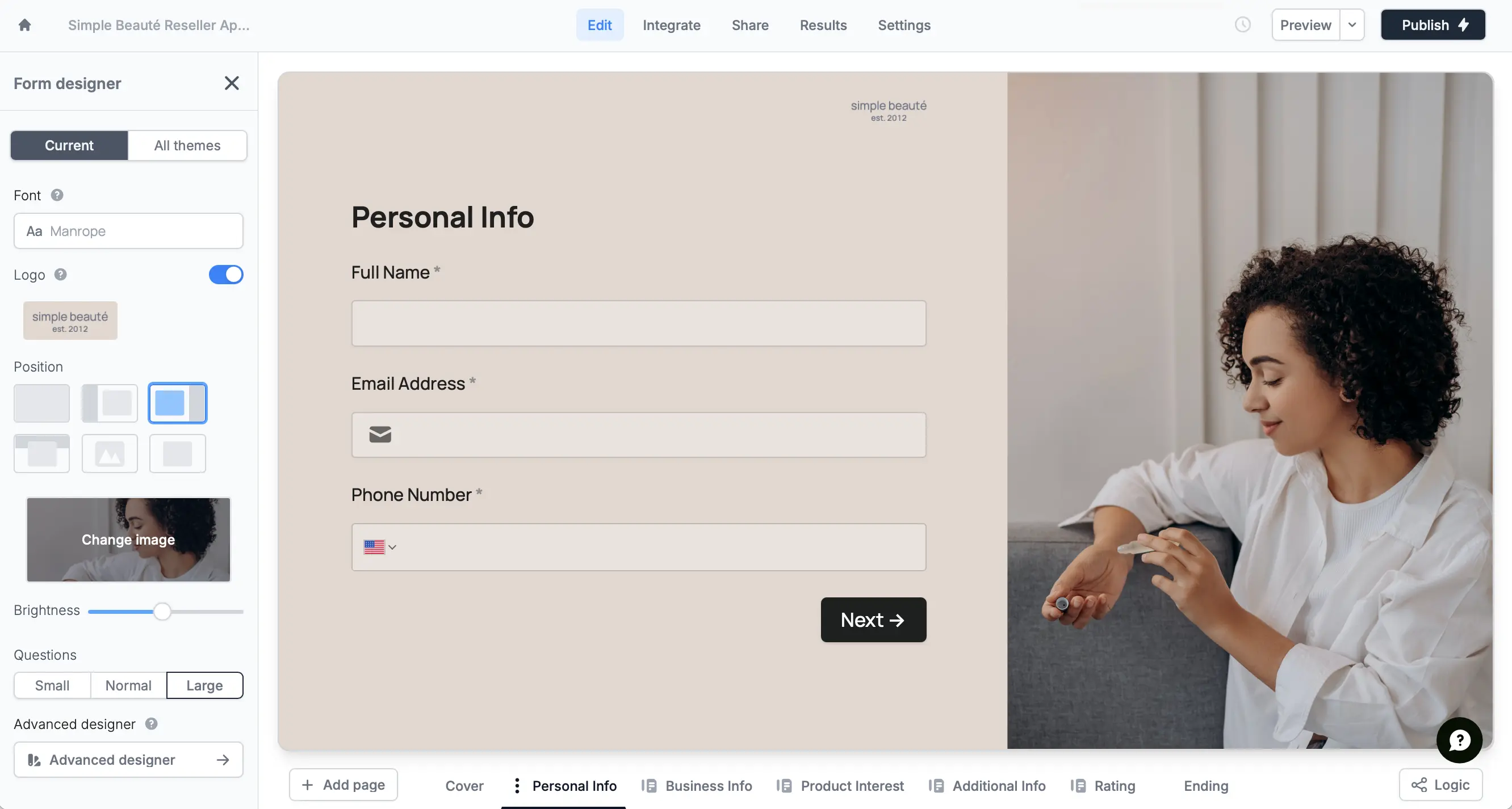 Screenshot of the Theme tab of a form