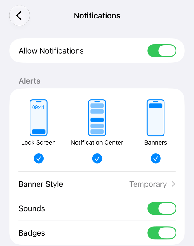 iPhoneの設定、finerdの通知。Allow Notificationsがオン、Lock Screen、Notification Center、Banners、Banner Style、Sounds、Badges