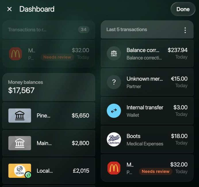 El Dashboard en modo de reordenación con un botón para cerrar, Done y la tarjeta Transactions to review atenuada