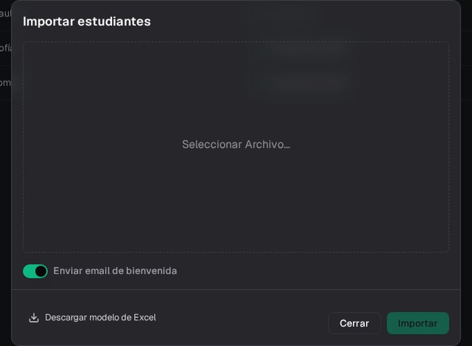 Modal de importación con acceso a la plantilla, archivo XLSX y opción de bienvenida