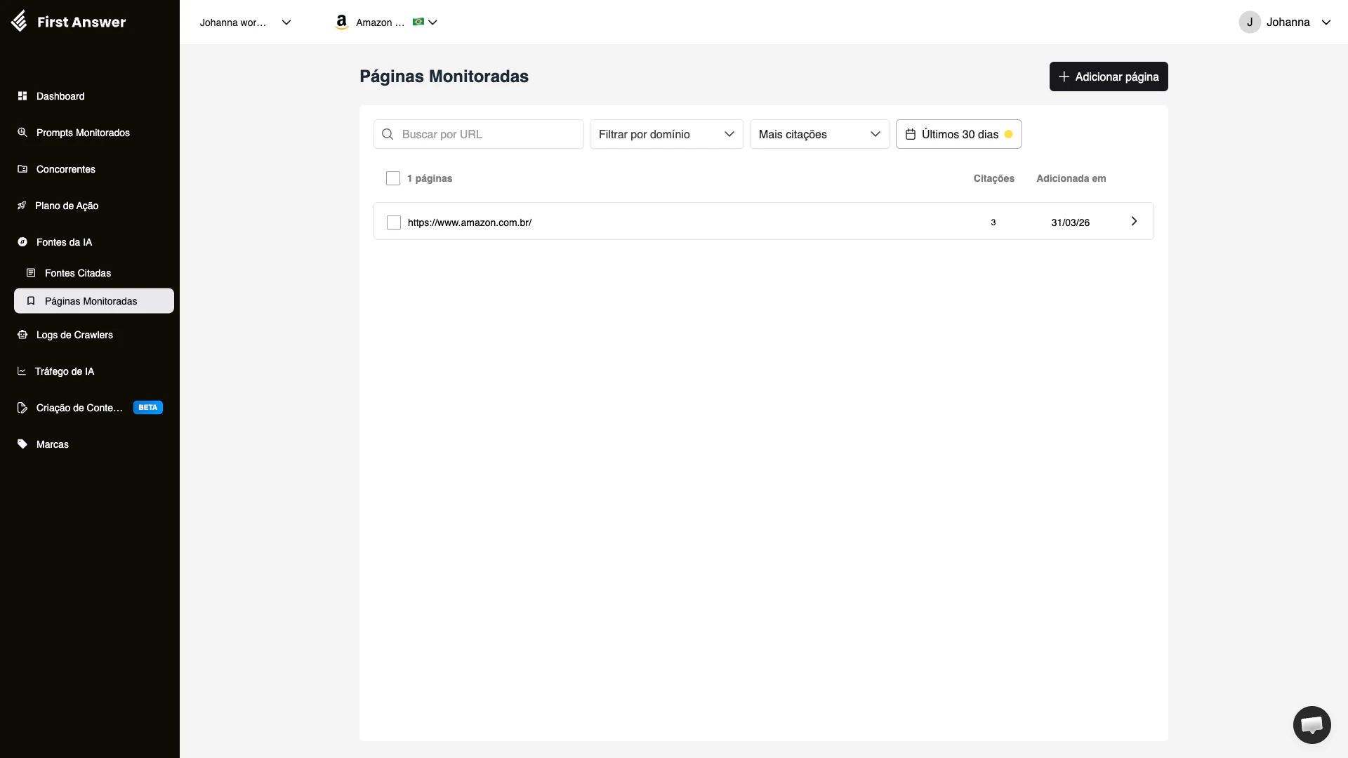 Páginas Monitoradas mostrando interface de busca e filtros para rastrear URLs específicas citadas por modelos de IA