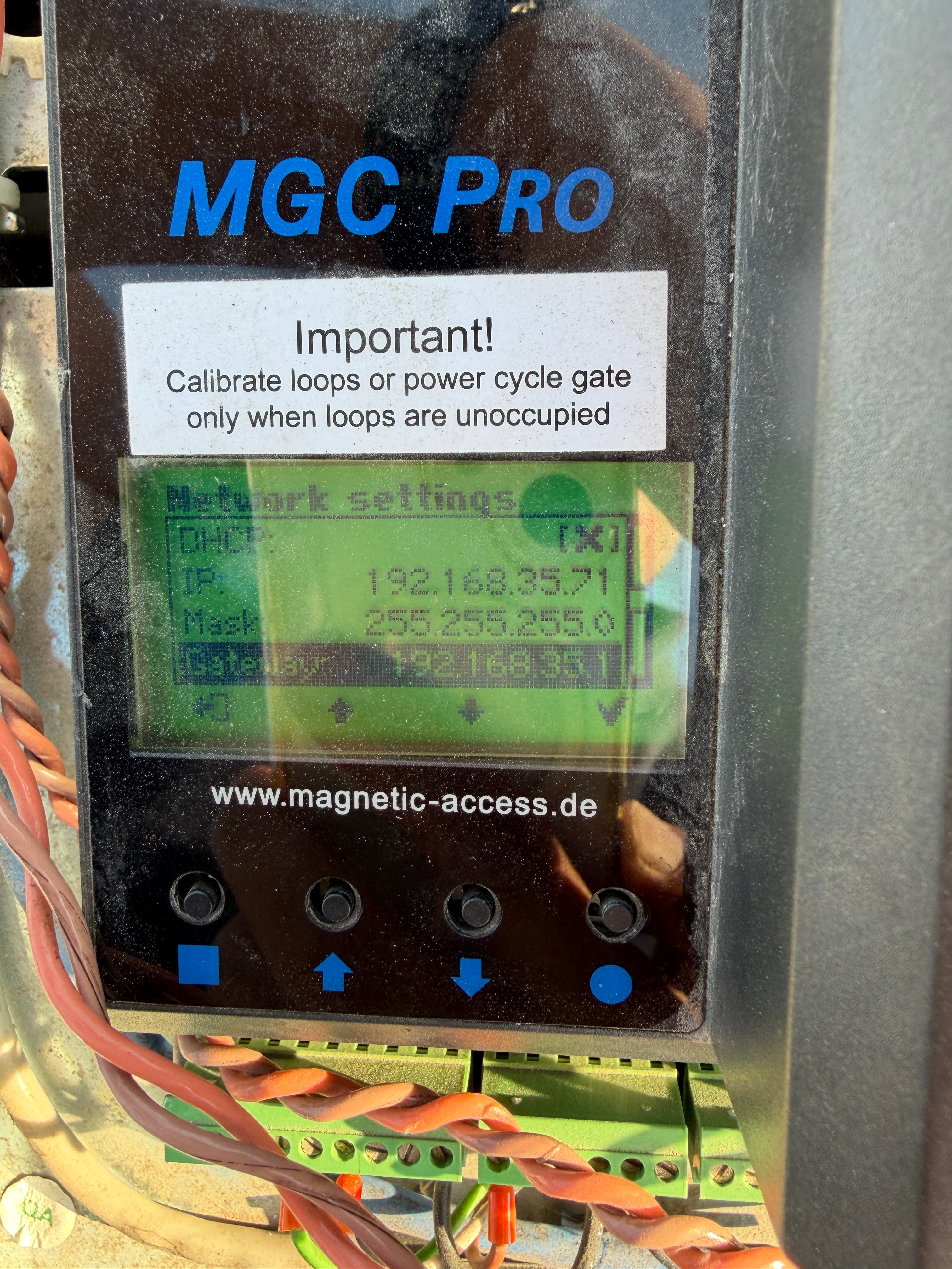 Network settings on the gate display