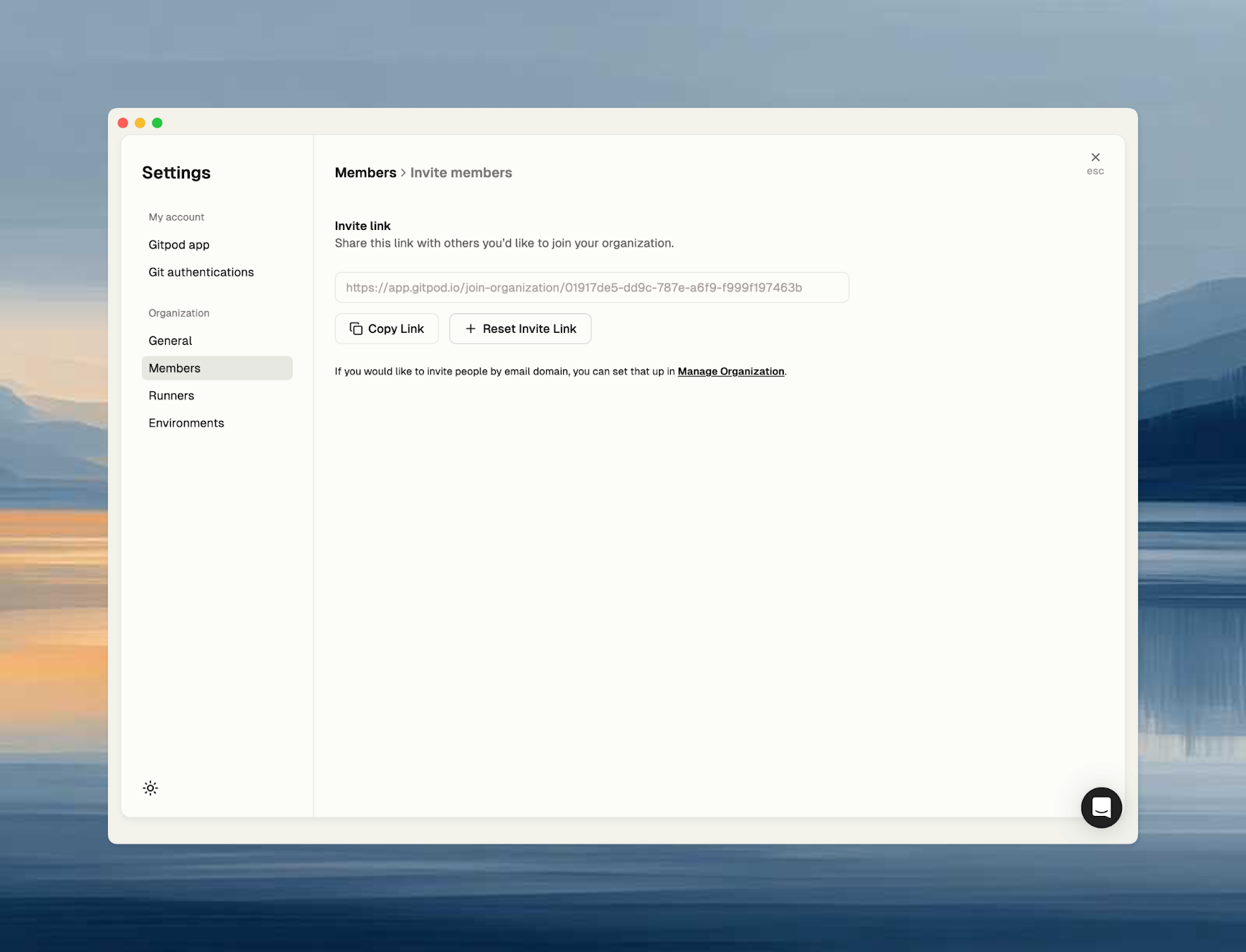 Invite Members dialog showing invite link with copy button