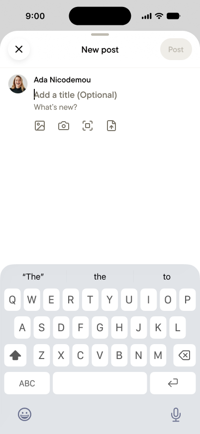 The New post screen, with an optional title and buttons for photos, camera, scan, and files
