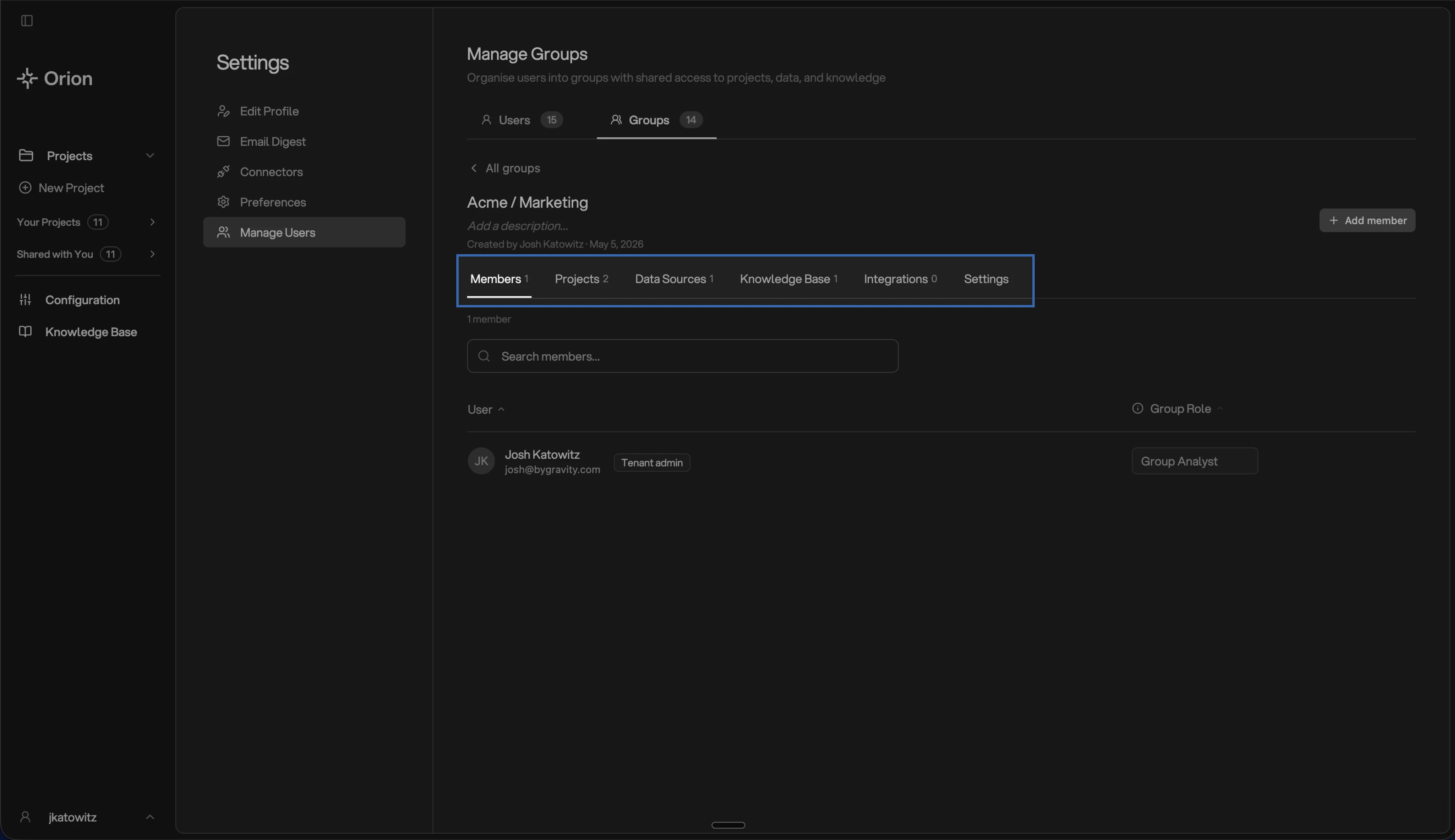 Group detail view showing the Members tab with tabs for Projects, Data Sources, Knowledge Base, and Integrations