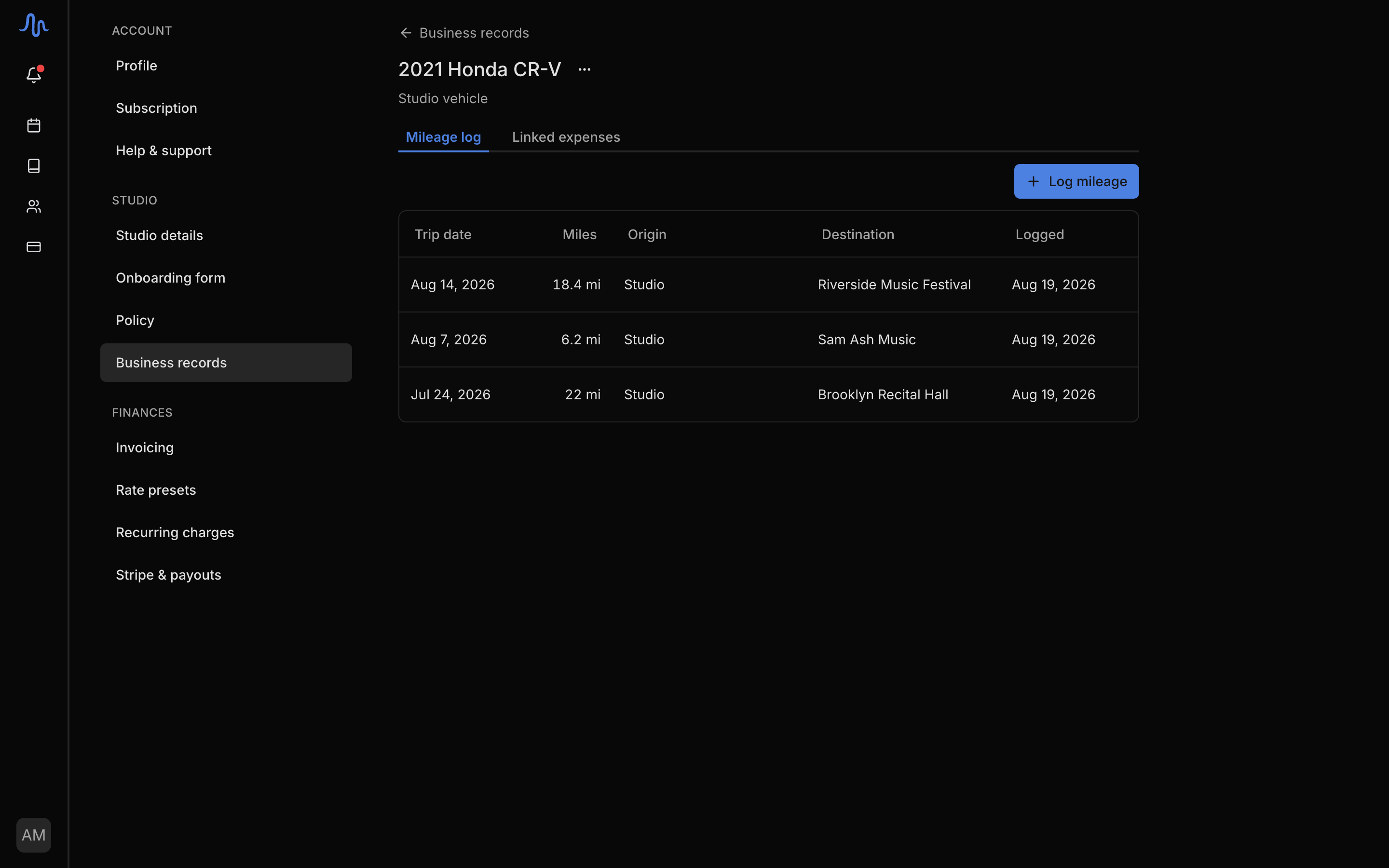 A vehicle page with the Mileage log and Linked expenses tabs