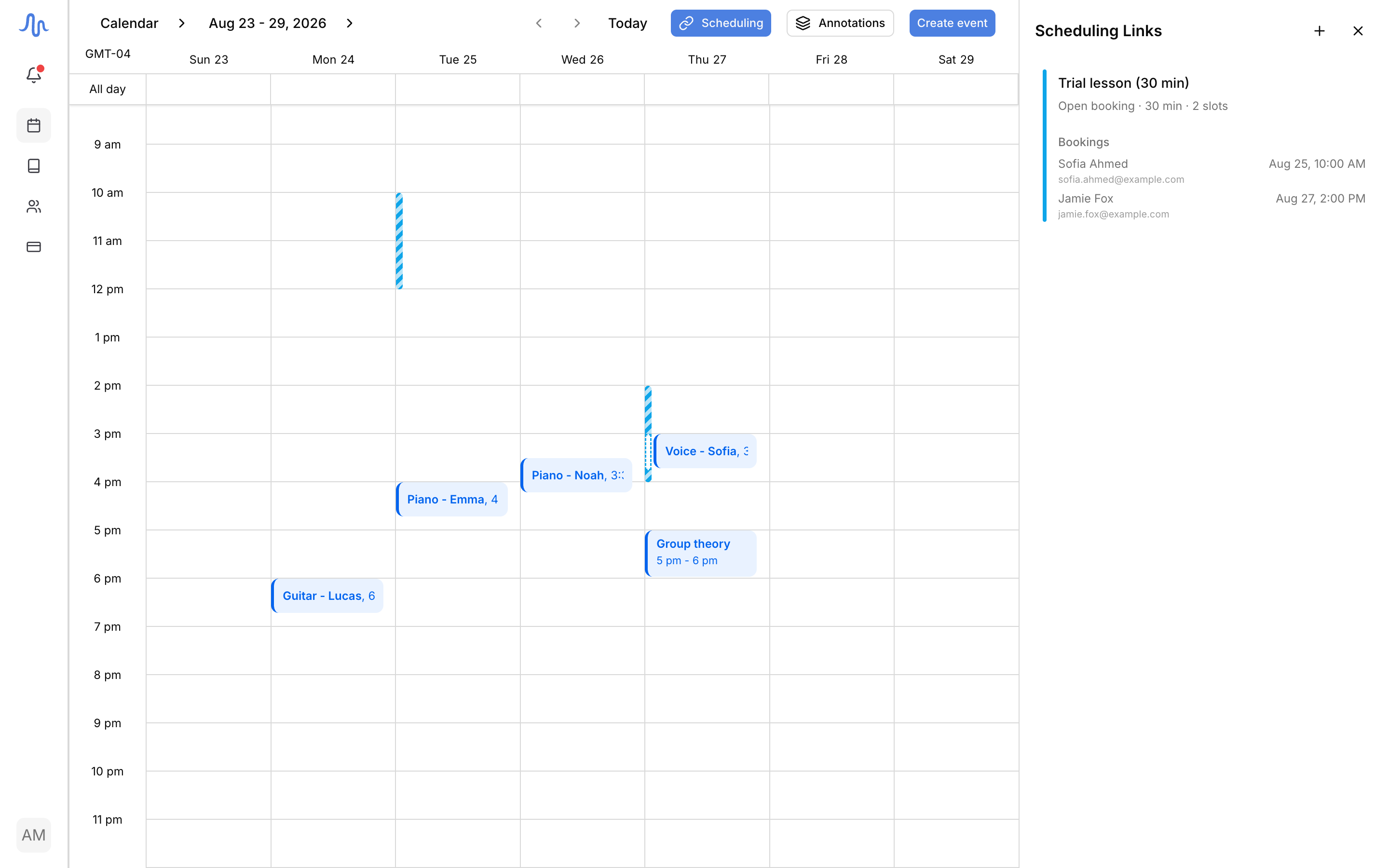 The week grid with two colored availability bars in the left gutter and a link's settings open in the panel