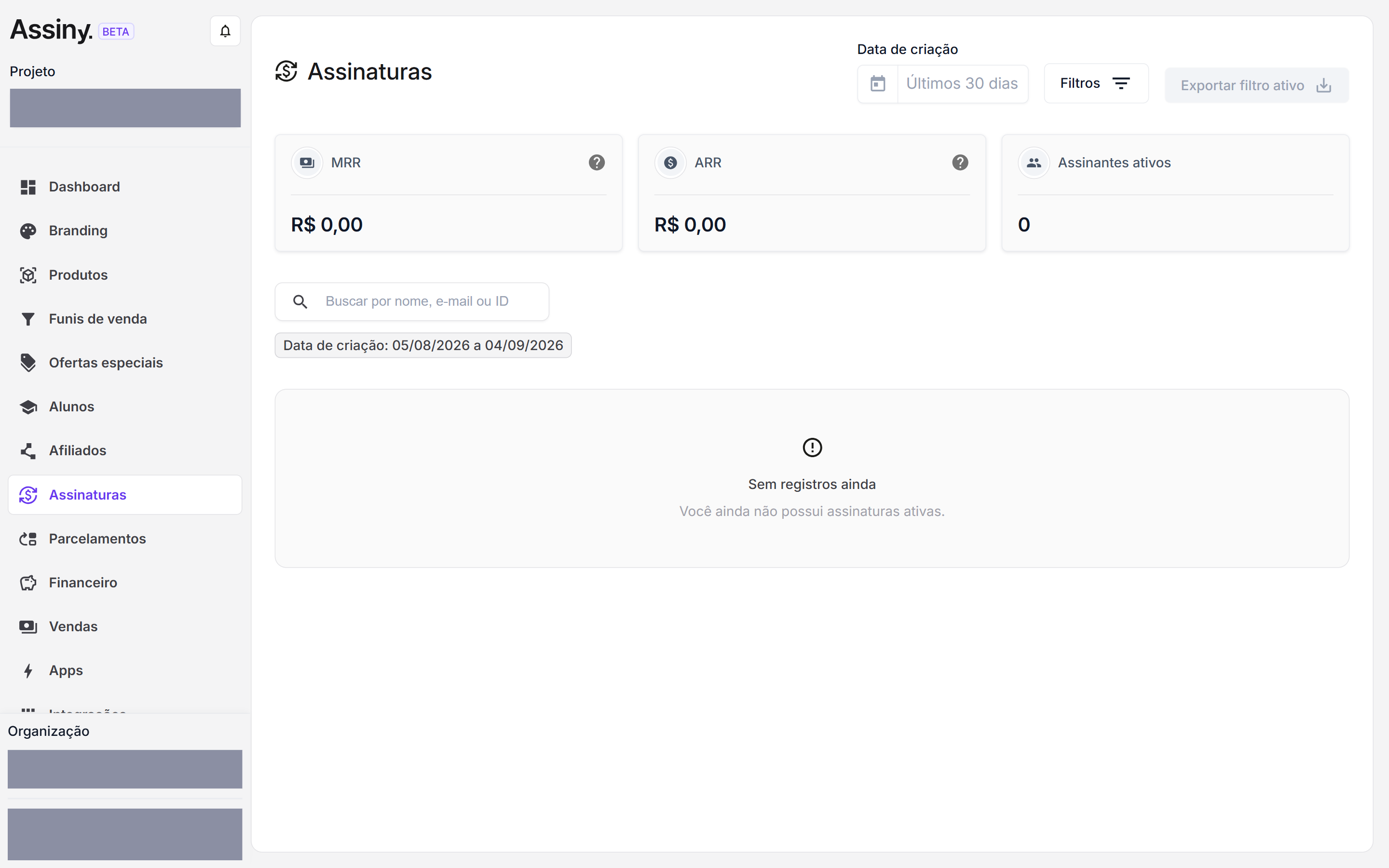 Tela de Assinaturas com os cartões MRR, ARR e Assinantes ativos, a busca e o filtro por data de criação