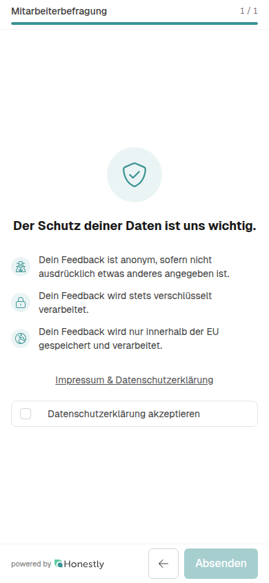 Die Datenschutz-Seite der neuen Teilnahmeseite mit den drei Zusagen, dem Link Impressum & Datenschutzerklärung, dem Haken Datenschutzerklärung akzeptieren und dem Button Absenden