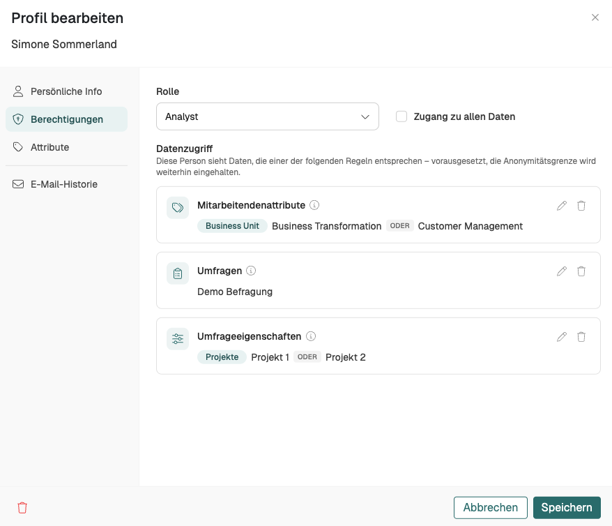 Der Reiter Berechtigungen mit Regeln für Mitarbeitendenattribute, Umfragen und Umfrageeigenschaften