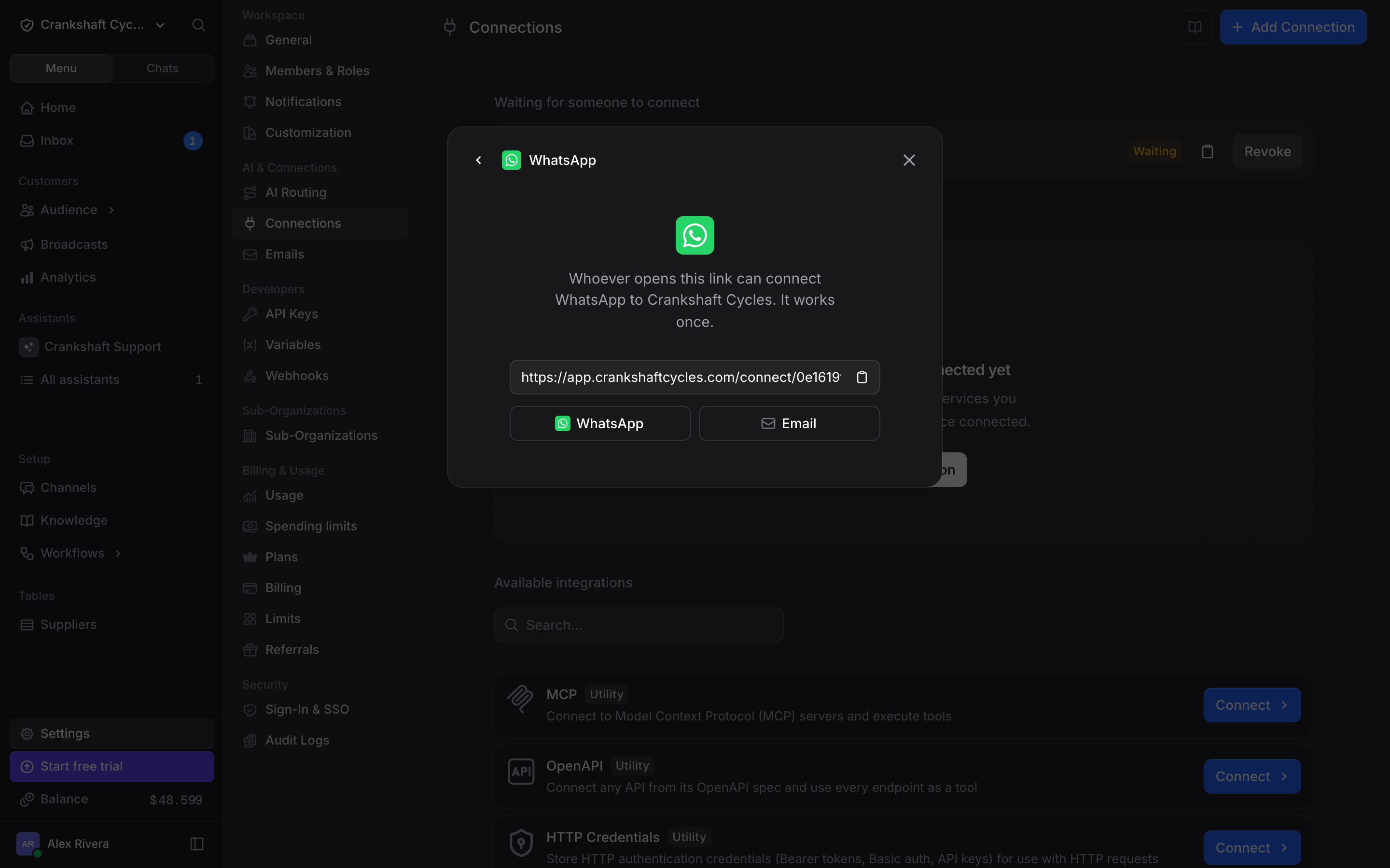 Connection link dialog showing the link with WhatsApp and Email share buttons