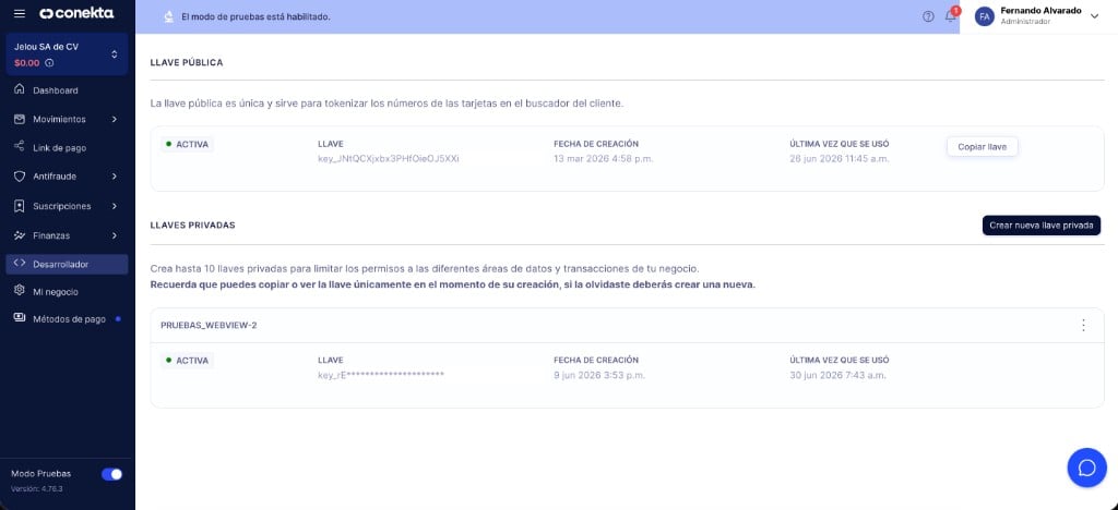Pantalla de API Keys de prueba de Conekta mostrando la llave pública y el botón Crear nueva llave privada