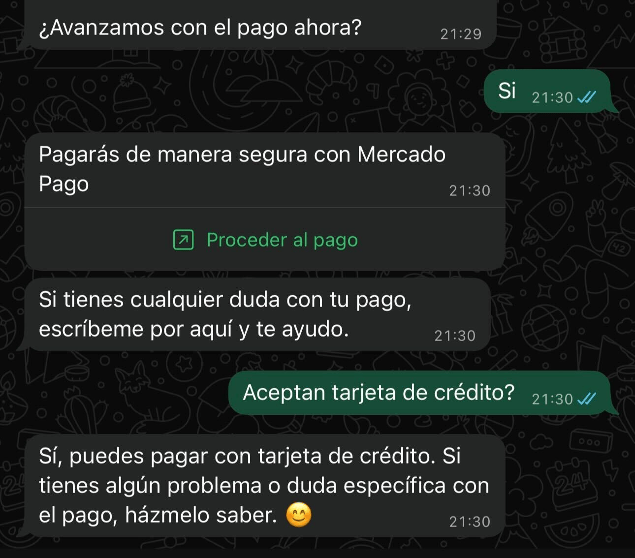 Conversación en WhatsApp con botón de Mercado Pago y agente de soporte respondiendo una duda