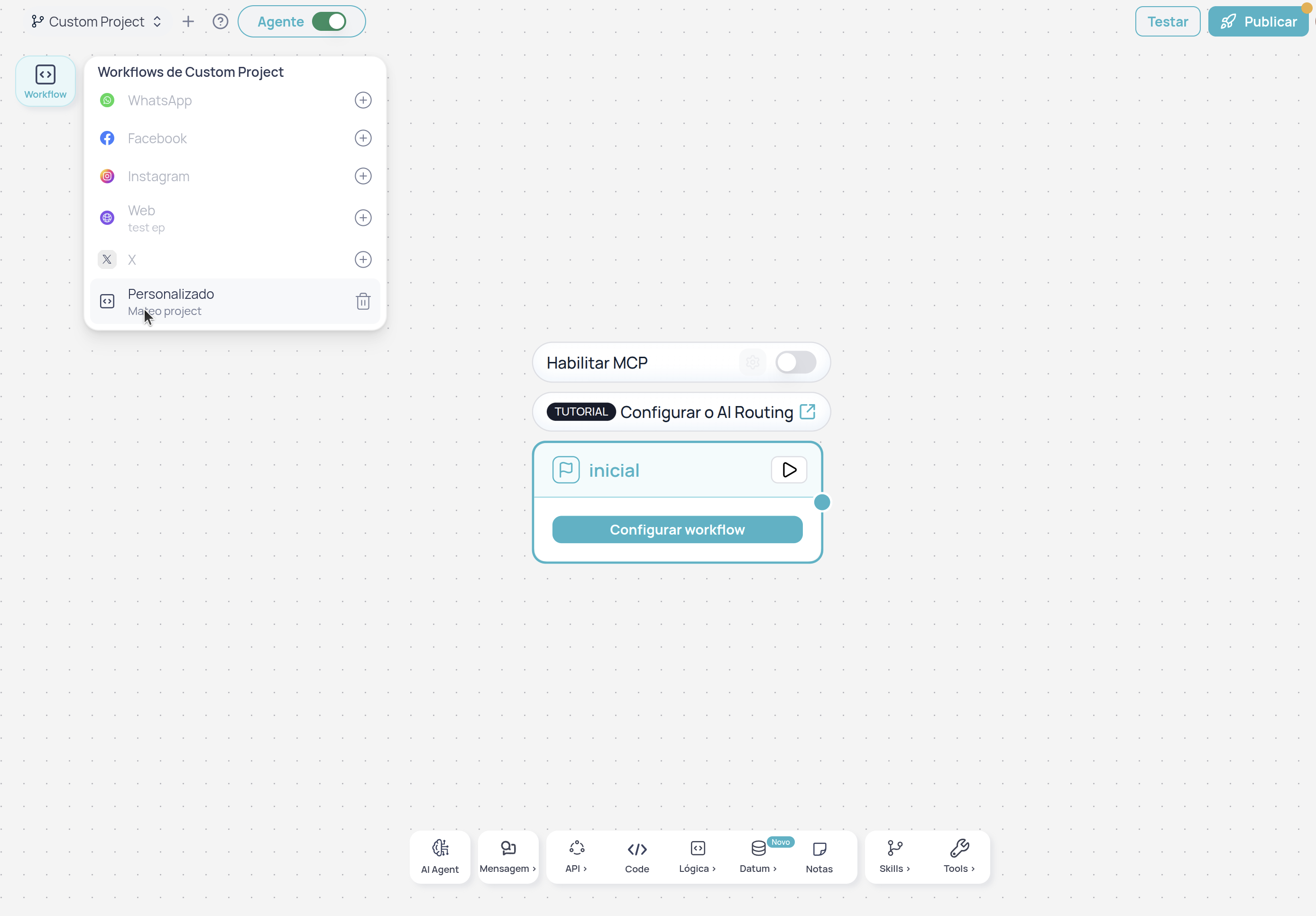 Brain Studio com o canal personalizado selecionado na lista de workflows e o nó Início no canvas