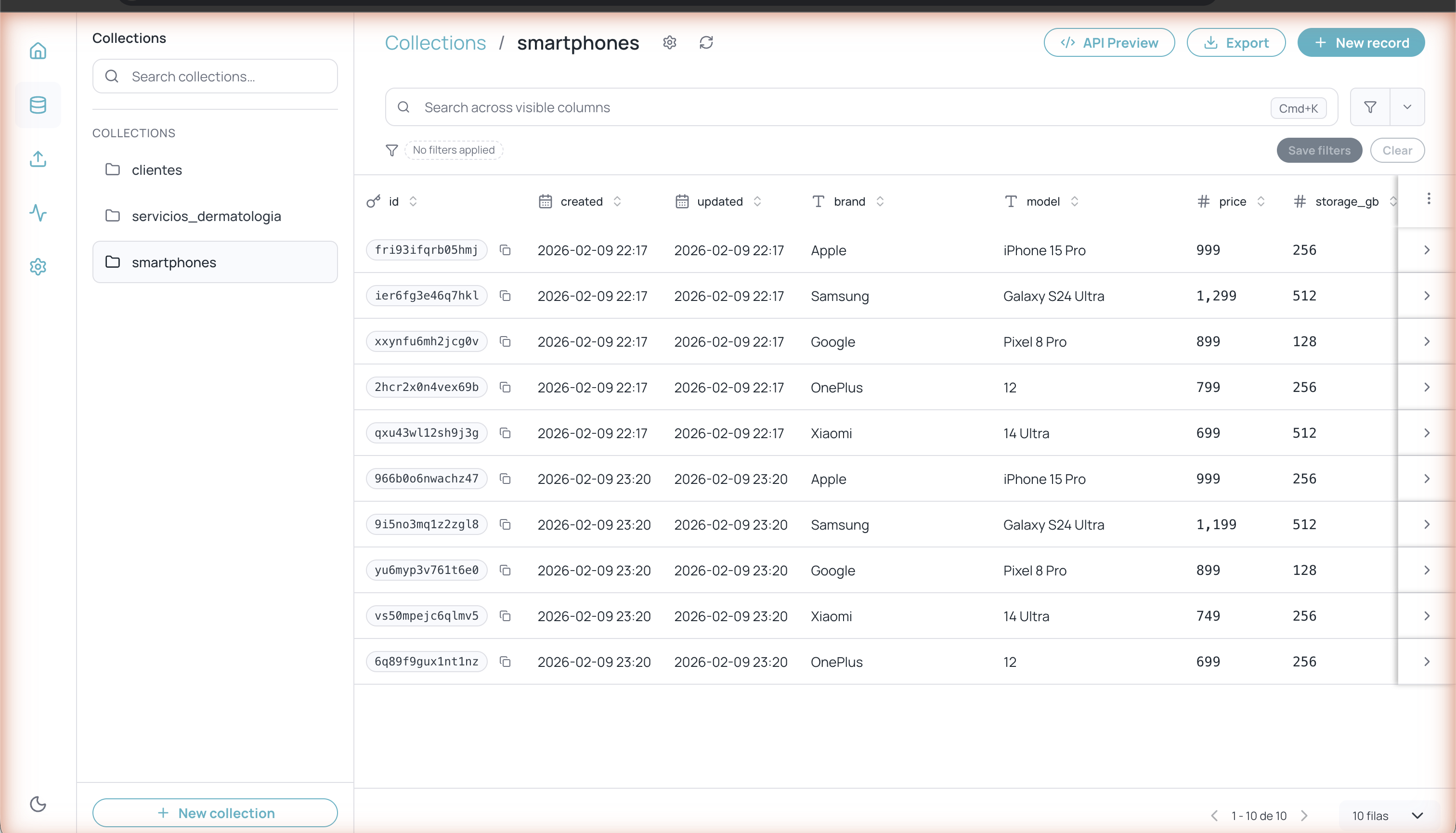 Vista de la tabla de registros de una colección en Databases con columnas, búsqueda y acciones