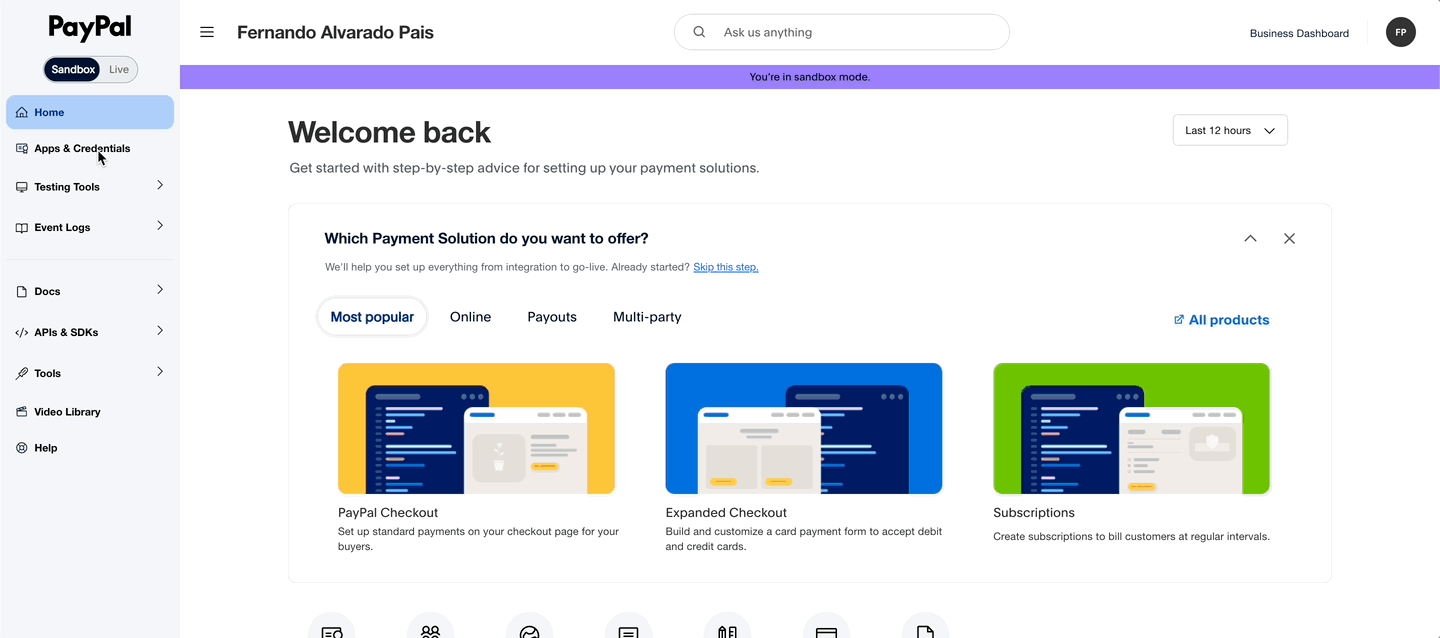 Animación en PayPal Developer (Sandbox): ir a Apps & Credentials, crear app (por ejemplo Jelou Test) con tipo Merchant, y copiar Client ID y Secret