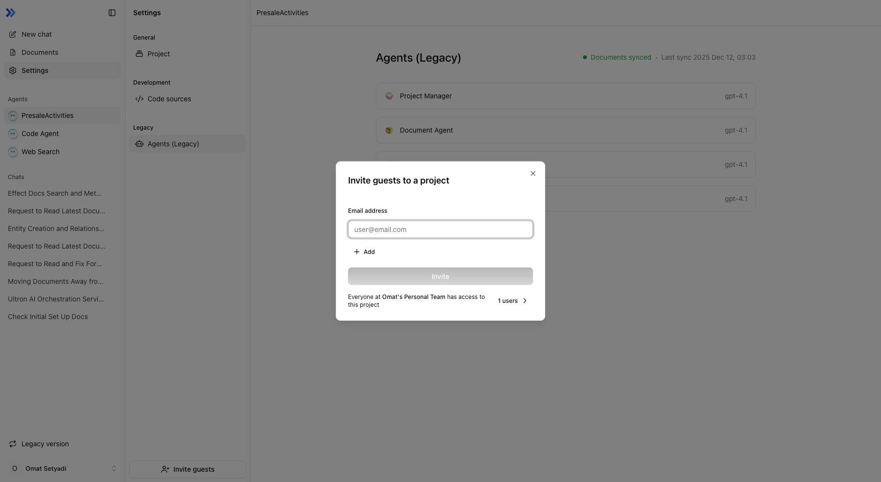 メールアドレス入力フィールド、追加ボタン、および1ユーザーカウント付きでチームのすべてのユーザーがアクセスできることを示すメモを表示するゲスト招待ダイアログ