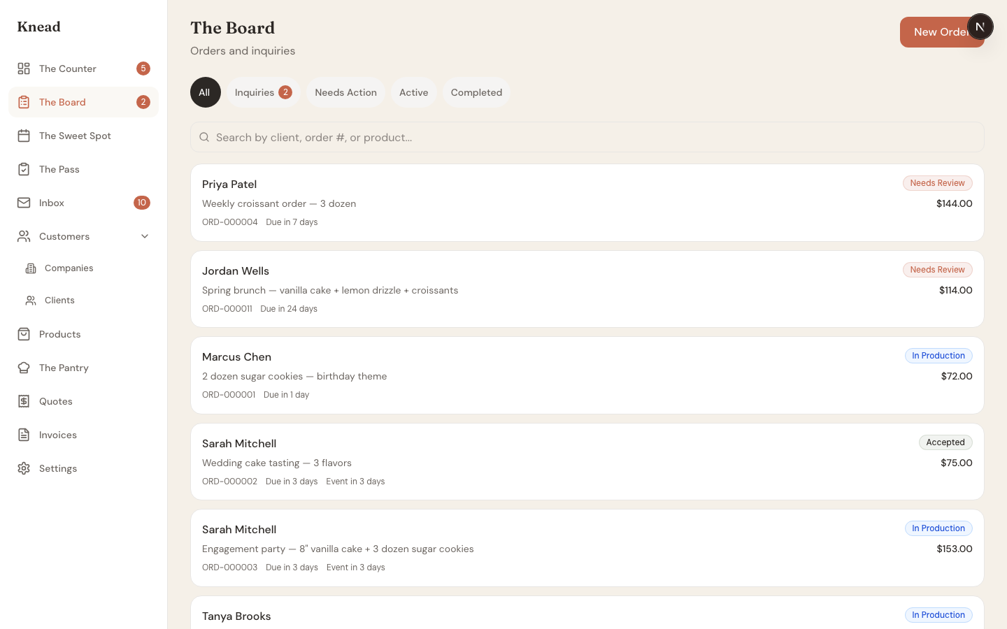 The Board showing orders list with status badges, client names, products, and due dates