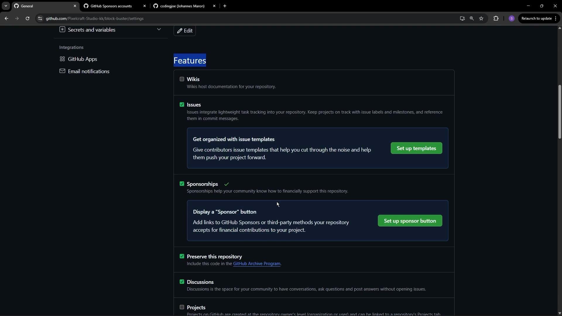The image shows a GitHub repository settings page with options related to features like issues, sponsorships, and discussions. Various settings are available for organizing and managing these features within the repository.