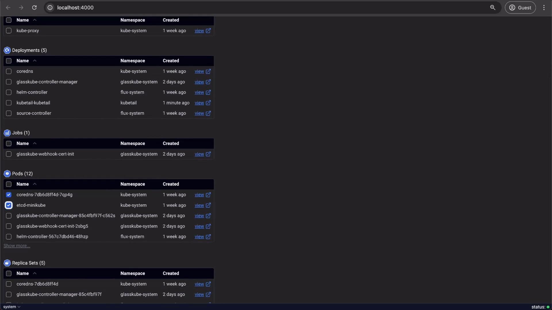 The image shows a web interface displaying Kubernetes resources, including deployments, jobs, pods, and replica sets, with their namespaces and creation times.