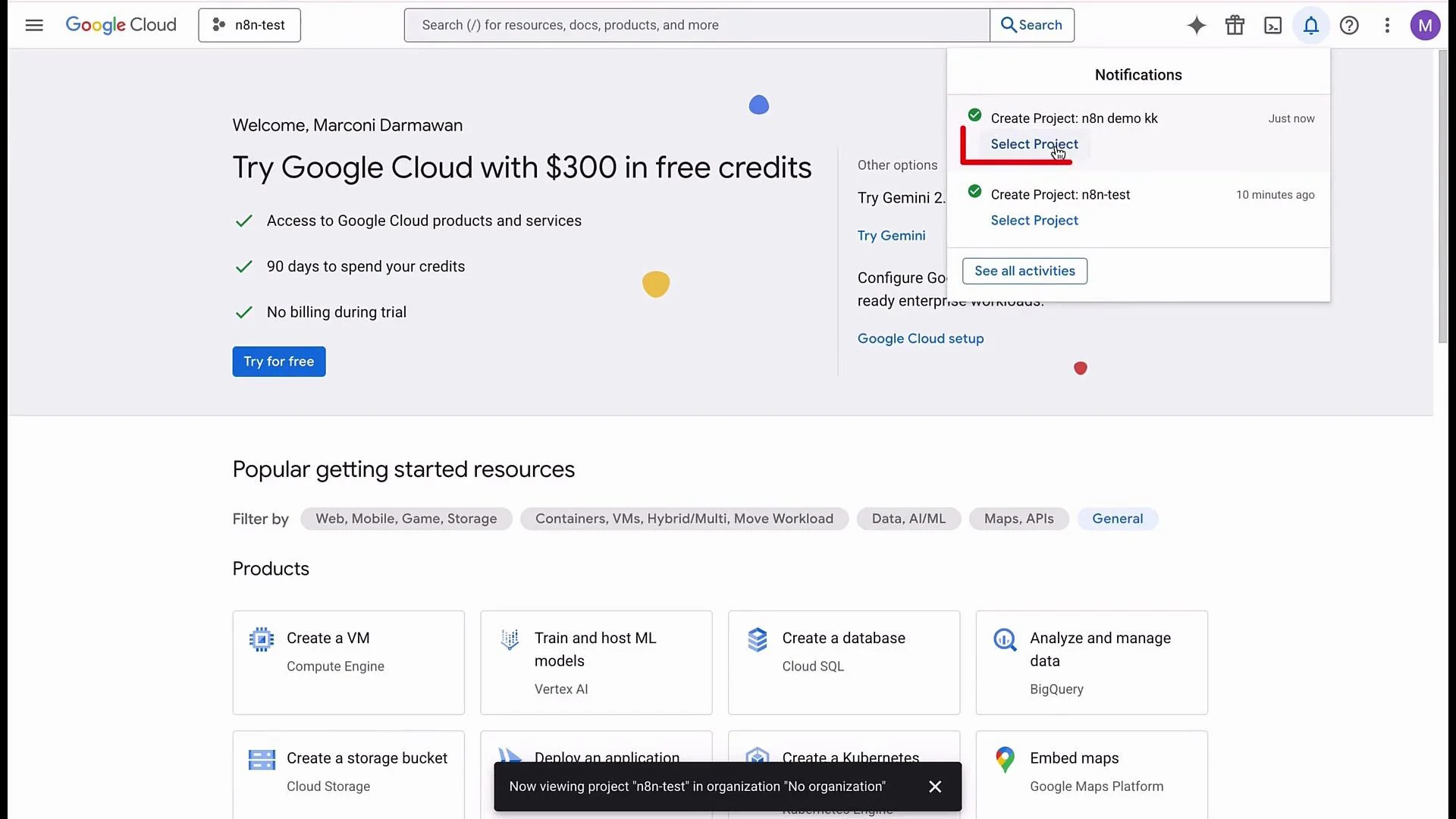 The image shows a Google Cloud dashboard offering $300 in free credits for new users, along with notifications related to project creation.