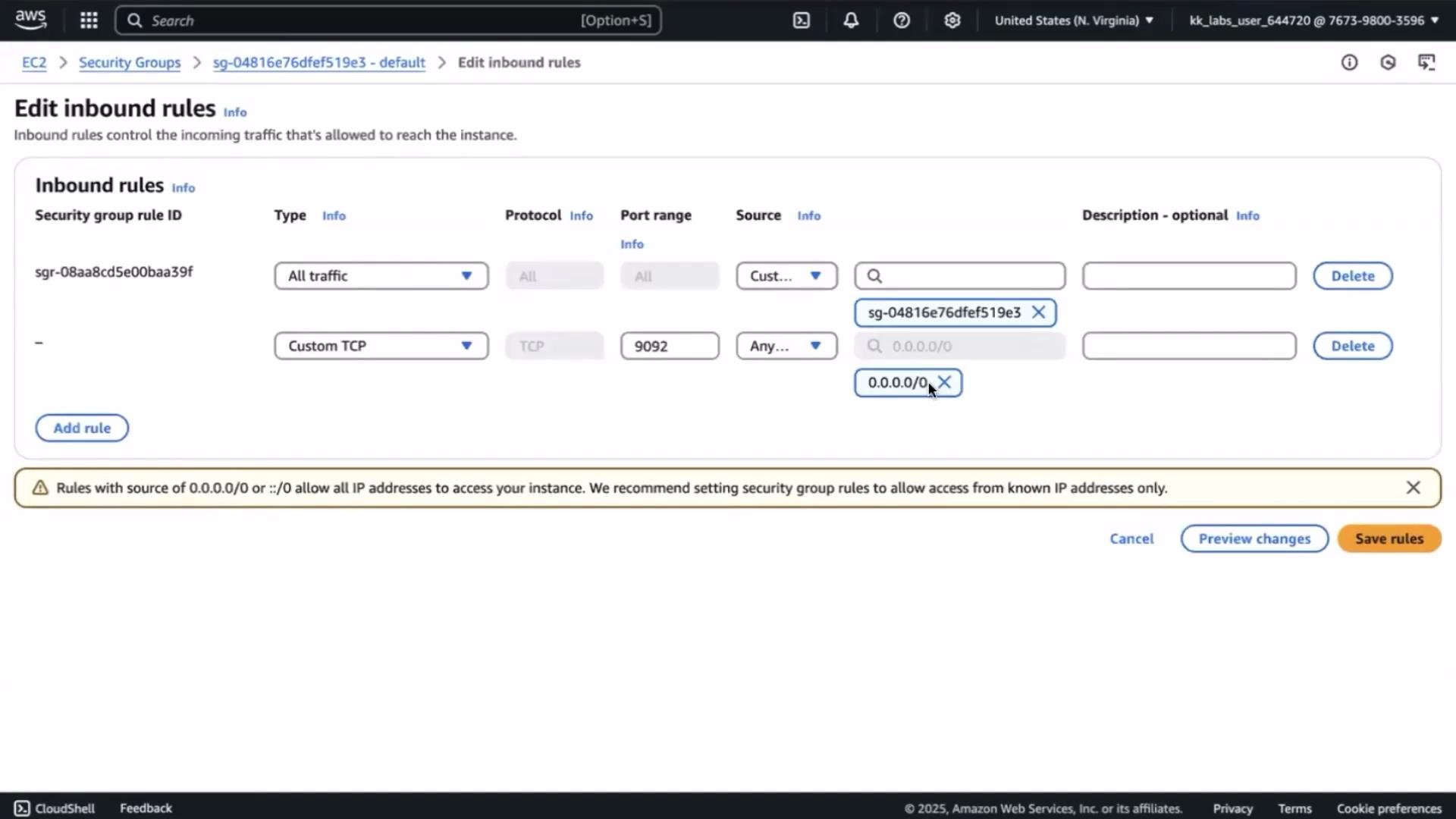 The image shows an AWS console screen for editing inbound rules in a security group, with settings for allowing traffic from any IP address (0.0.0.0/0). There is also a warning about allowing access from all IP addresses.