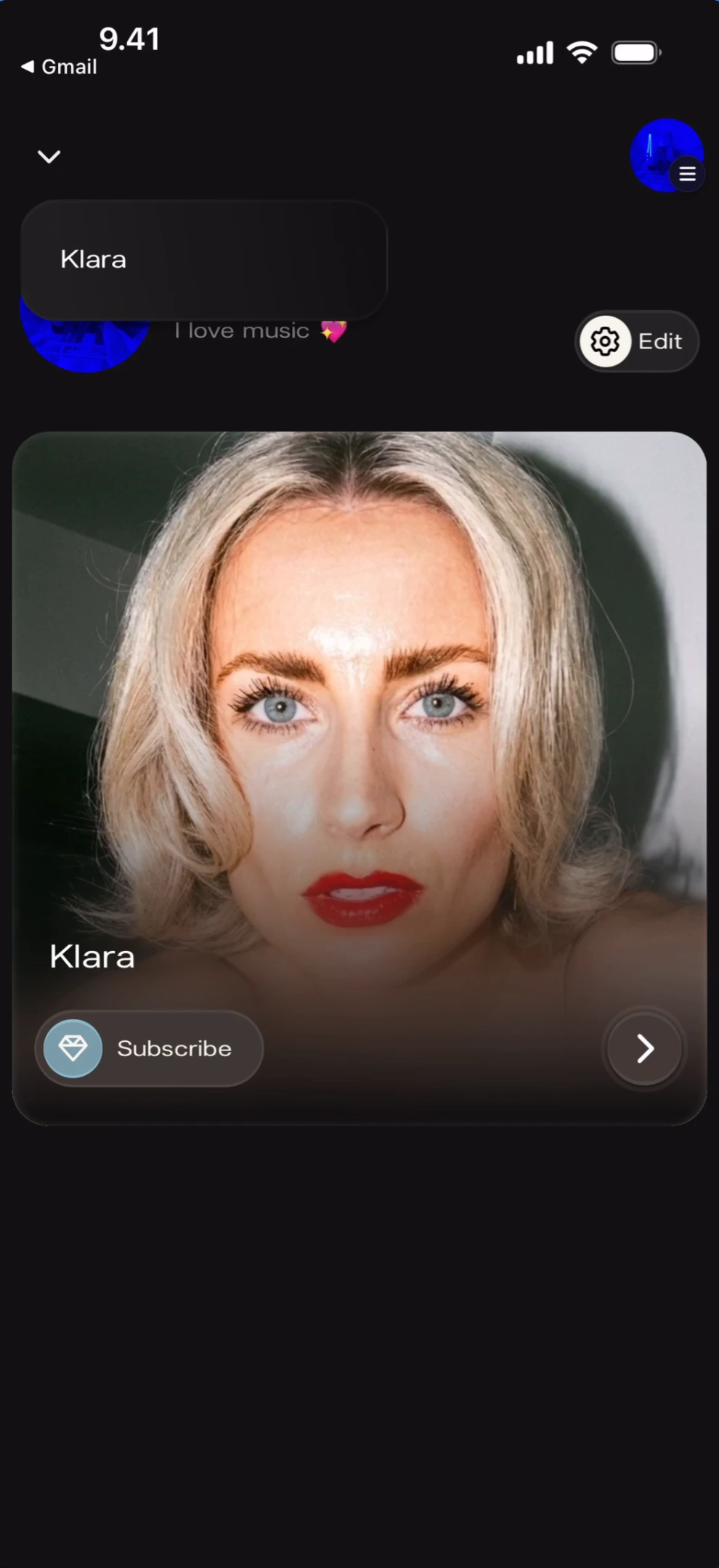 Artist name tooltip on card