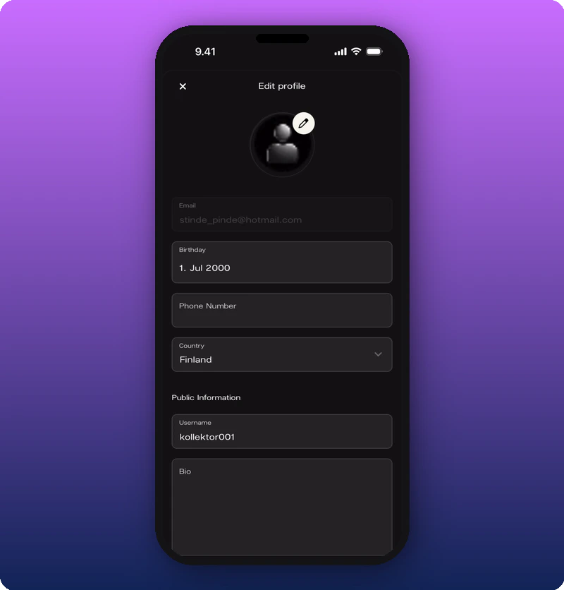 Edit profile form with default avatar