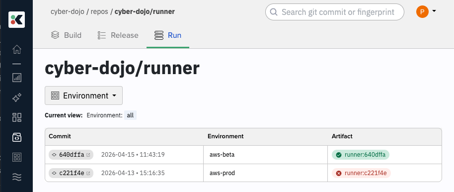 Kosli app showing the Run tab with live artifacts, their commits, environments, and compliance status