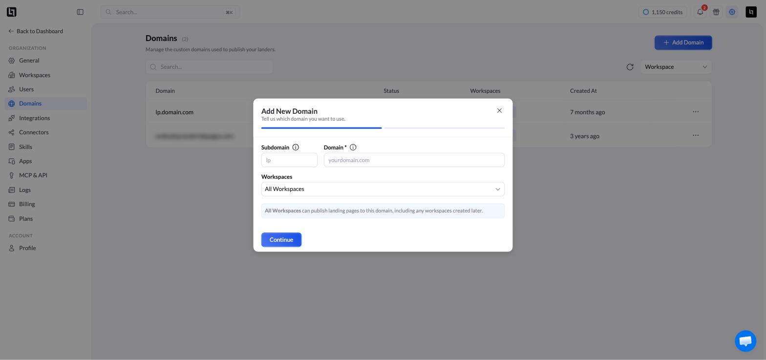Primeira etapa da janela Add New Domain, com os campos de subdomínio, domínio e espaços de trabalho