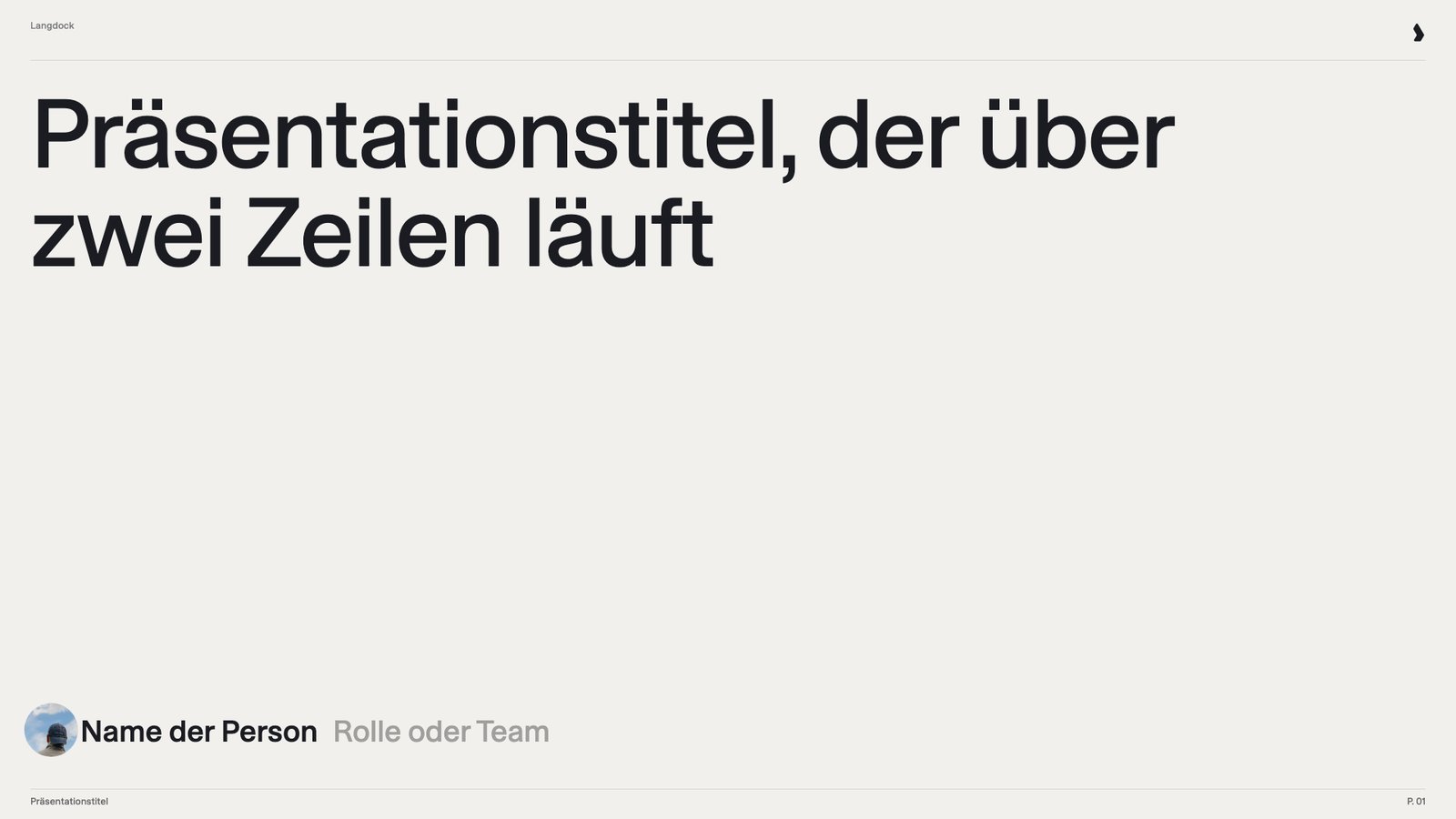Titelfolie mit zweizeiligem Titel und einer Zeile zur vortragenden Person mit rundem Foto, Name und Rolle