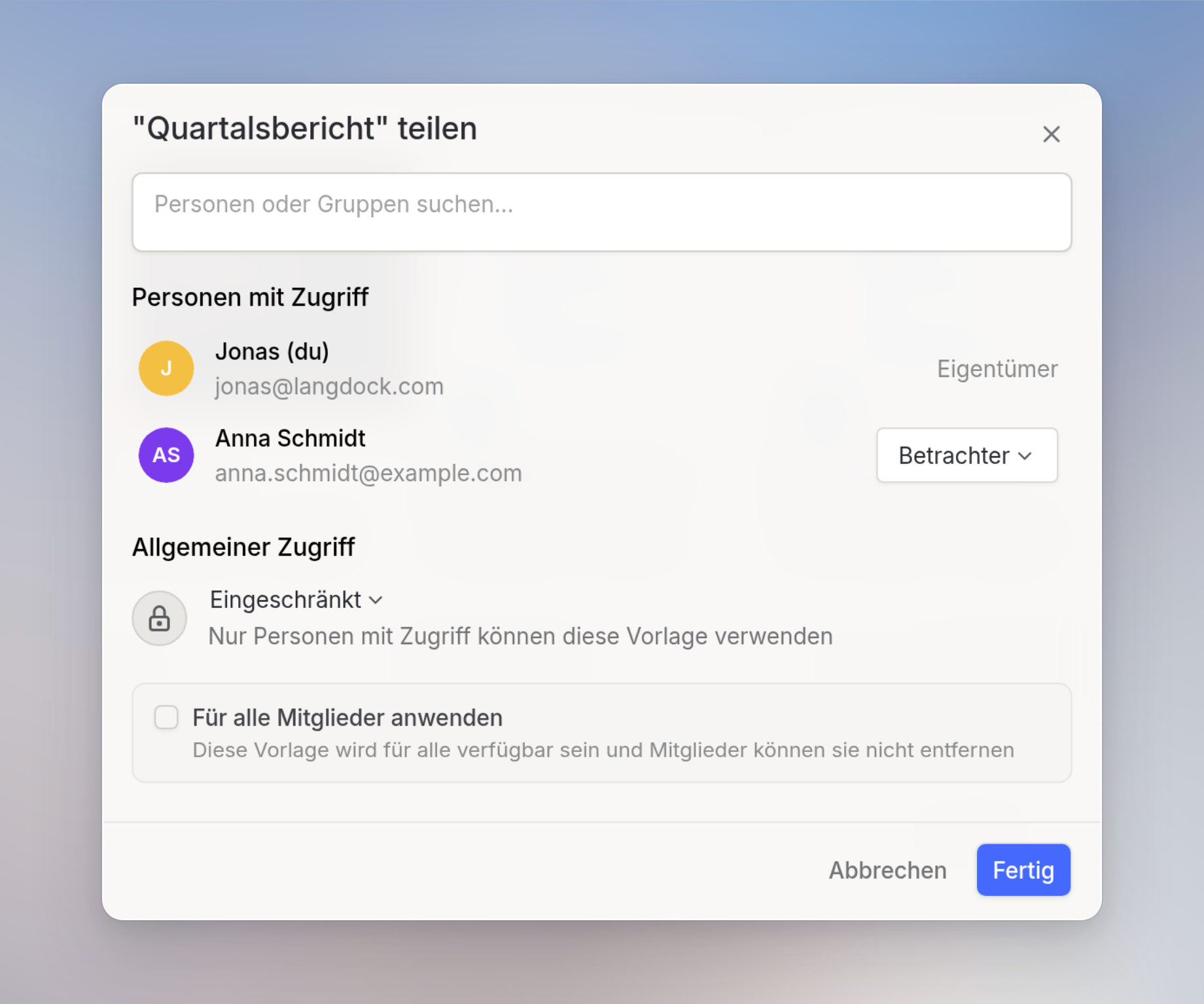 Der Teilen-Dialog für Vorlagen mit Personensuche, Liste Personen mit Zugriff und allgemeinem Zugriff Eingeschränkt