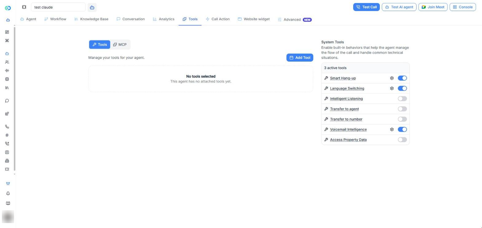 Der Tab Tools mit der Schaltfläche zum Hinzufügen von Werkzeugen links und der Liste der System-Tools rechts, einschließlich Immobiliendaten abrufen.