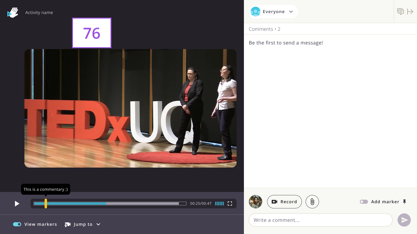 Área de comentários ao lado do vídeo, com a opção Add marker.