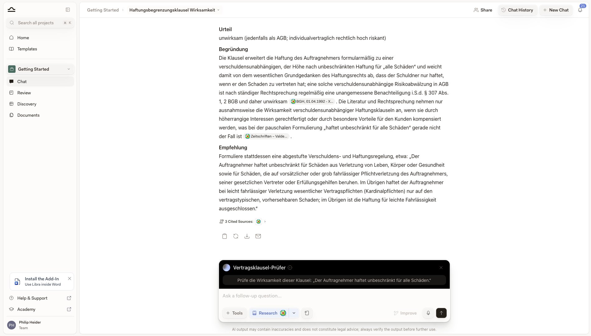 Antwort des Assistants, gekennzeichnet mit dem Namen des Assistants, wobei der Assistant weiterhin am Composer angehängt ist