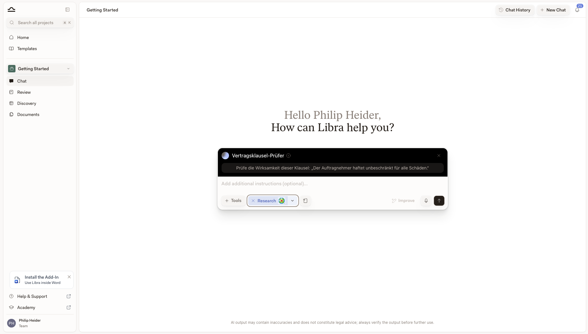 Aktiver Assistant als Leiste über dem Libra-Chat-Composer, mit geladenem Gesprächsstarter