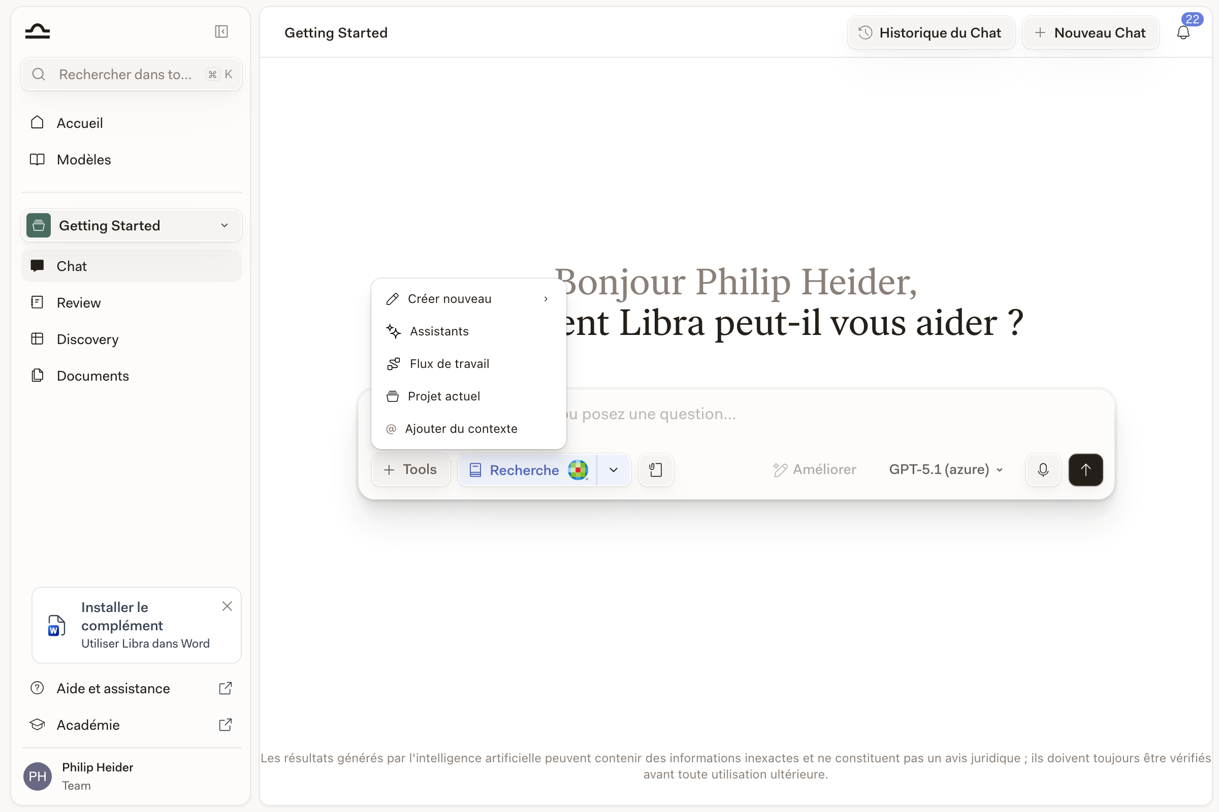 Menu Outils ouvert dans un Chat Libra avec l'entrée Assistants mise en évidence