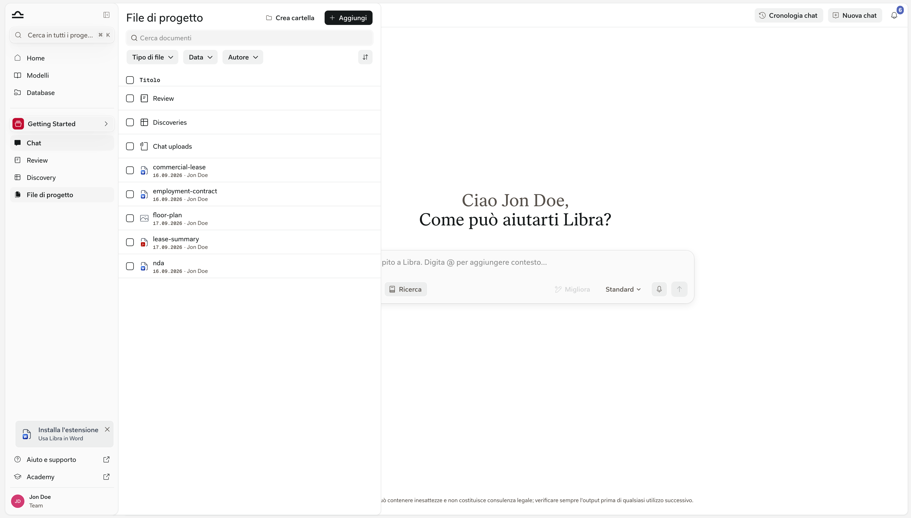 Il pannello file del progetto aperto accanto alla chat, con le cartelle di sistema Reviews e Discoveries sopra le cartelle personali del progetto