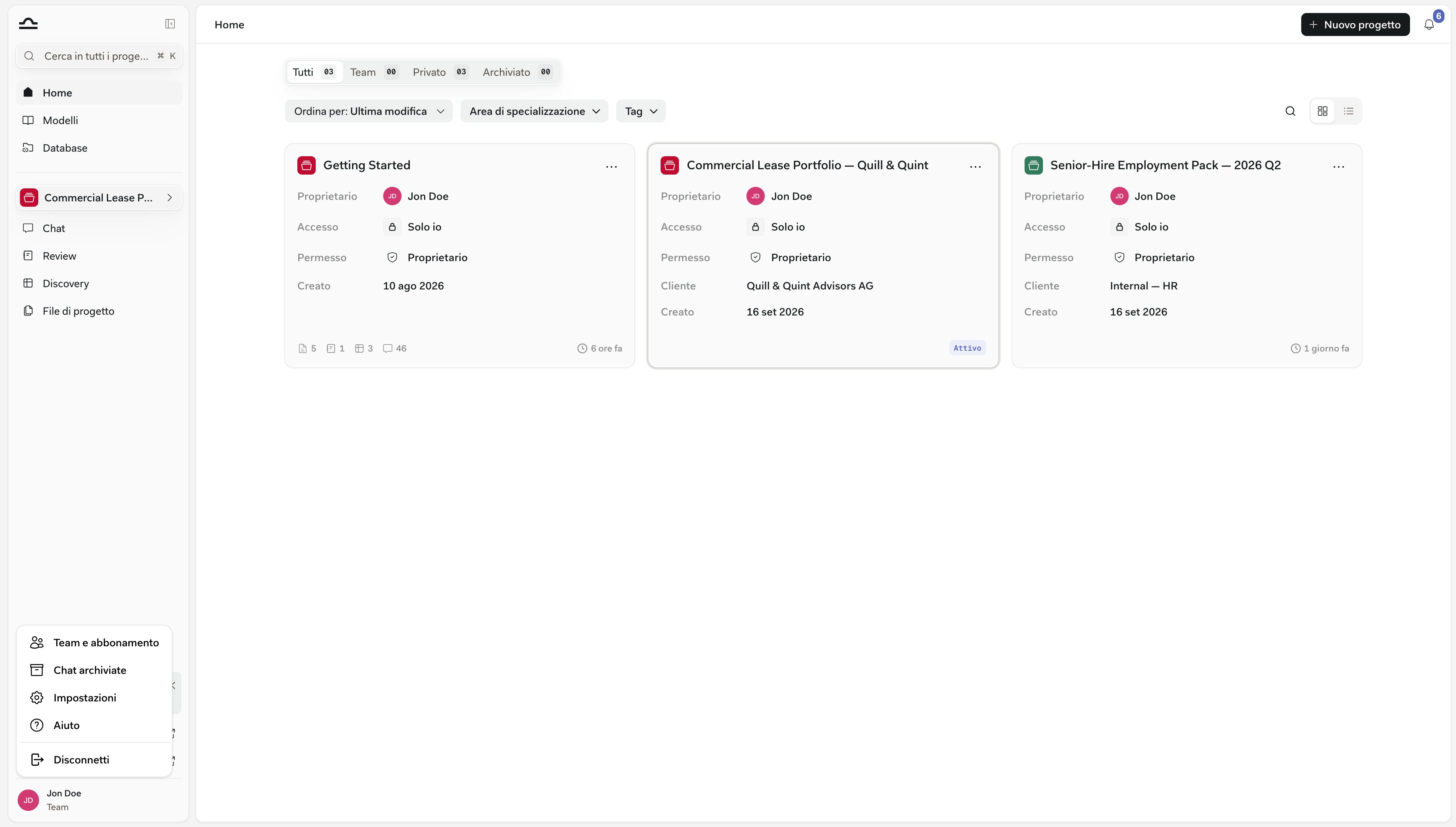 Il menu del profilo in fondo alla barra laterale, con Team e abbonamento, Chat archiviate, Impostazioni, Aiuto e Esci