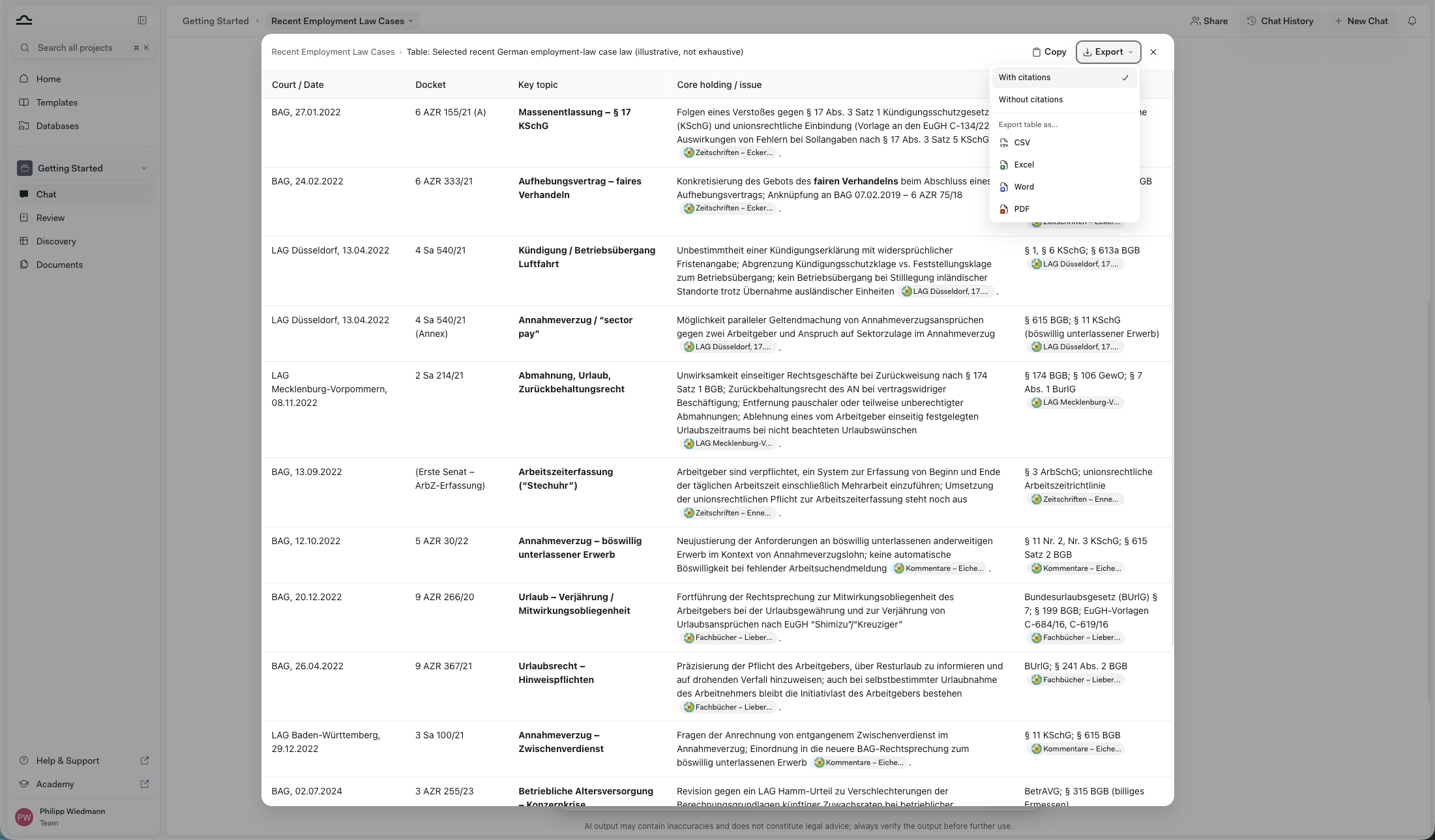 Eine erweiterte Tabelle aus einer Chat-Antwort im Vollbild, mit einer Schaltfläche Kopieren und einem geöffneten Menü Exportieren, das Mit Zitaten / Ohne Zitate sowie CSV, Excel, Word und PDF anbietet