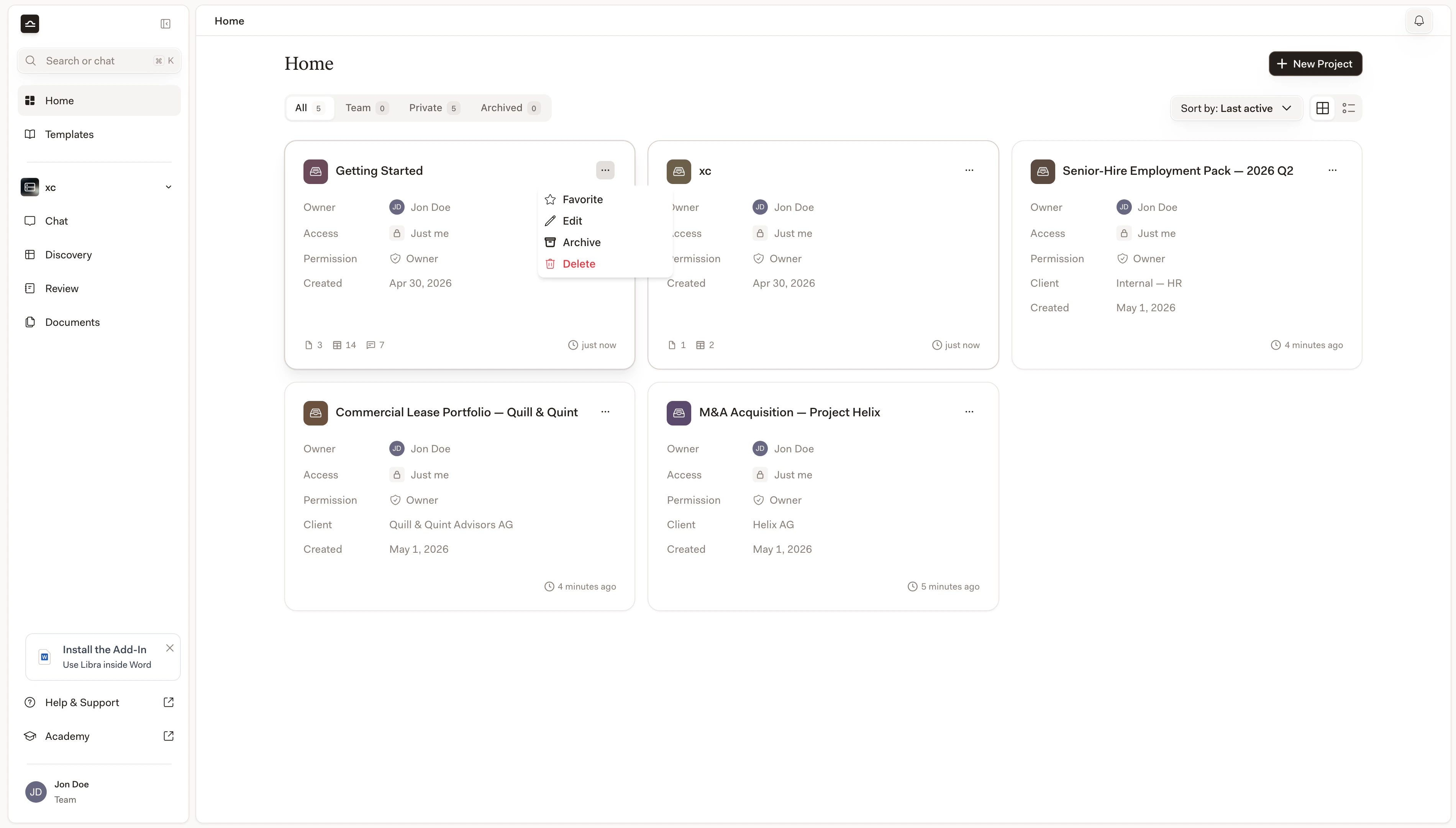 Menu della riga Membri del team con le opzioni Cambia ruolo, Gestisci licenze, Disattiva utente